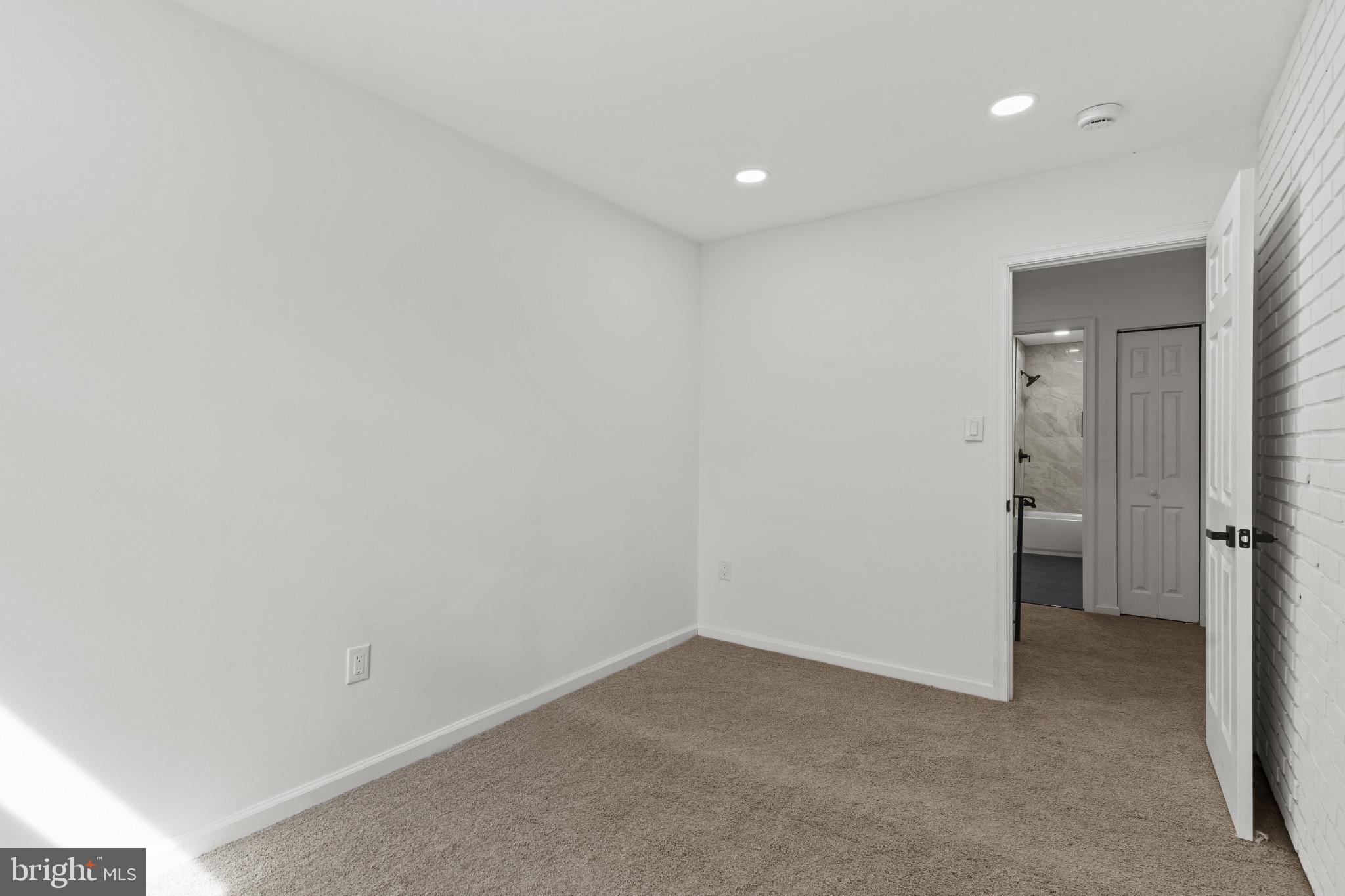 GLEN BURNIE HEIGHTS - Residential