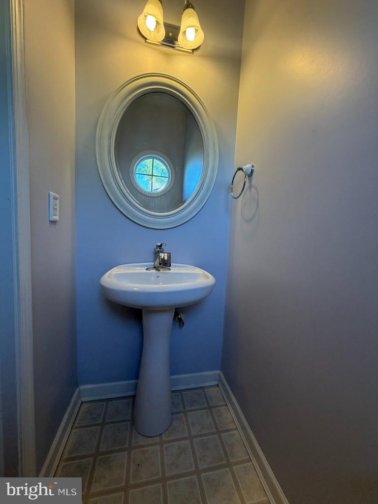 GLEN BURNIE - Residential