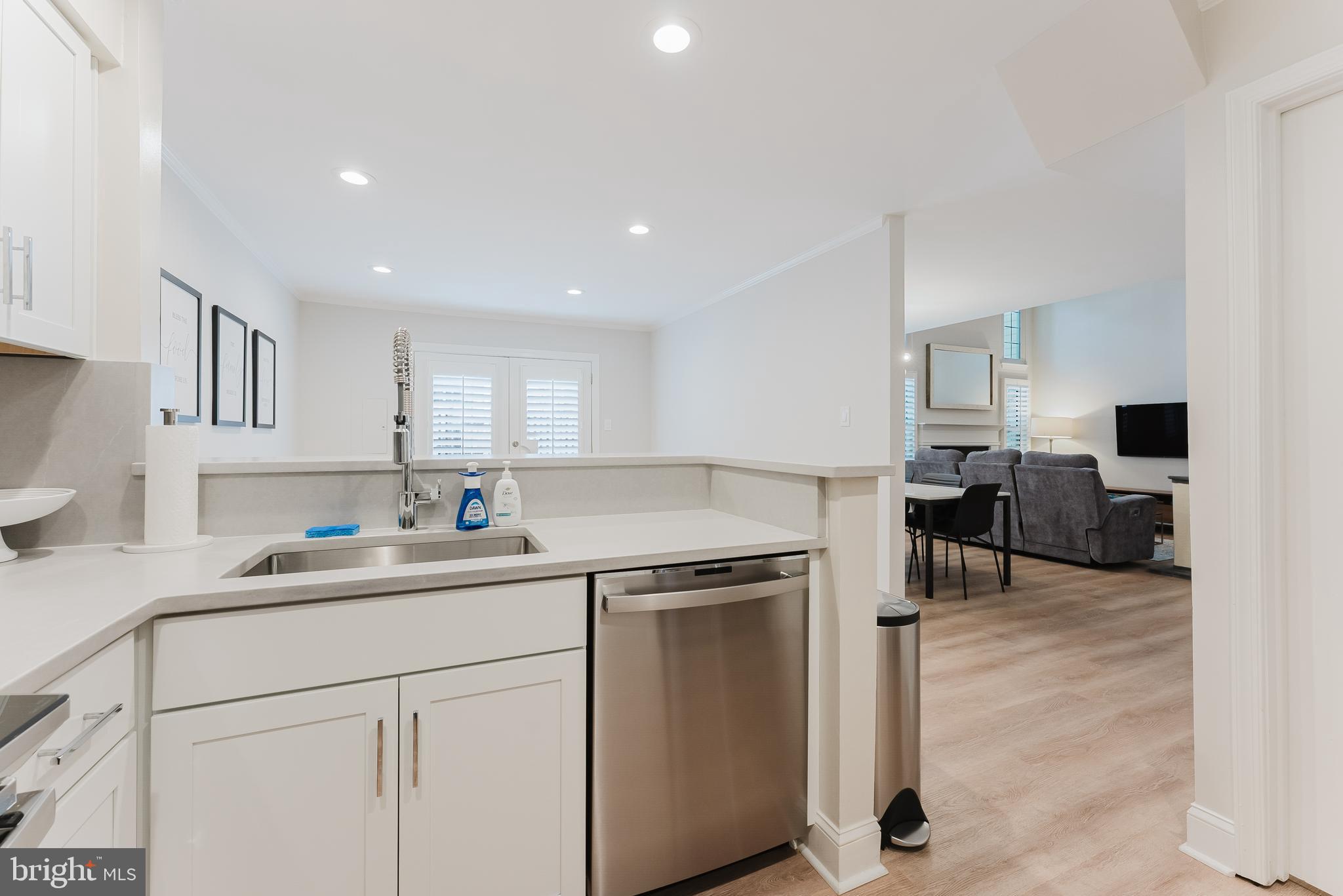 BURKE CENTRE - Residential