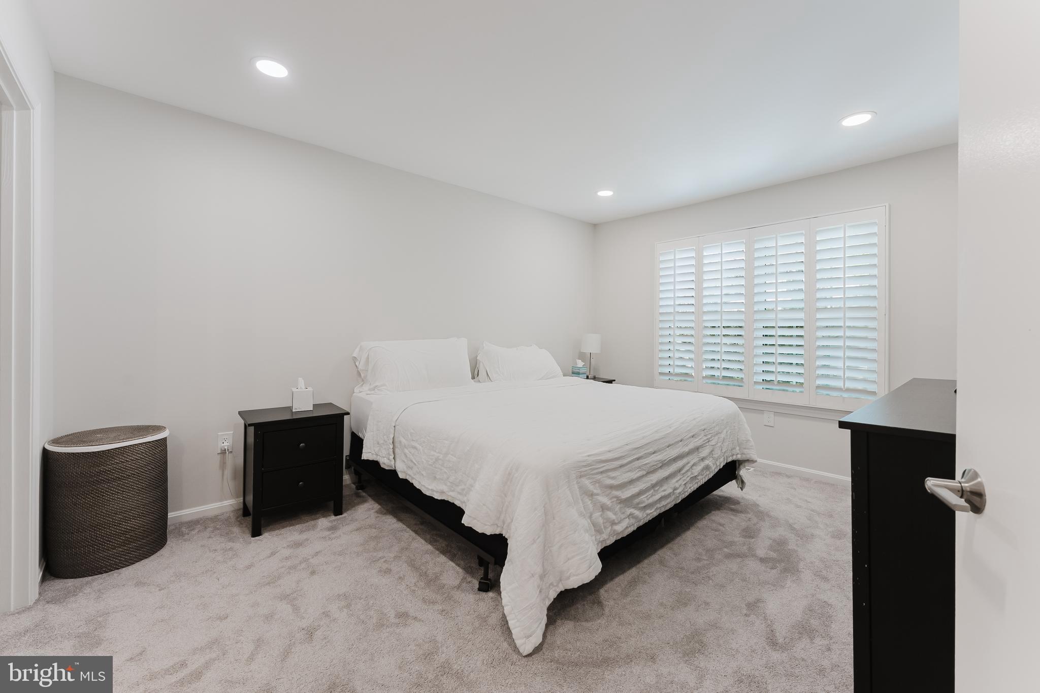 BURKE CENTRE - Residential