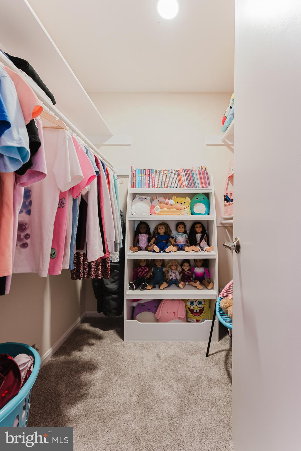 BURKE CENTRE - Residential