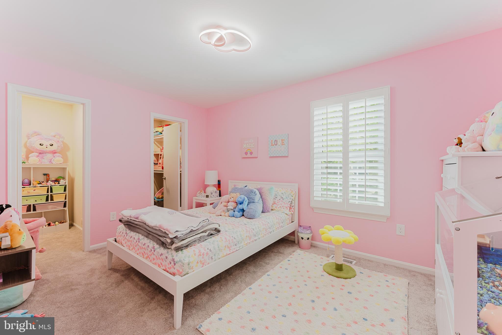 BURKE CENTRE - Residential