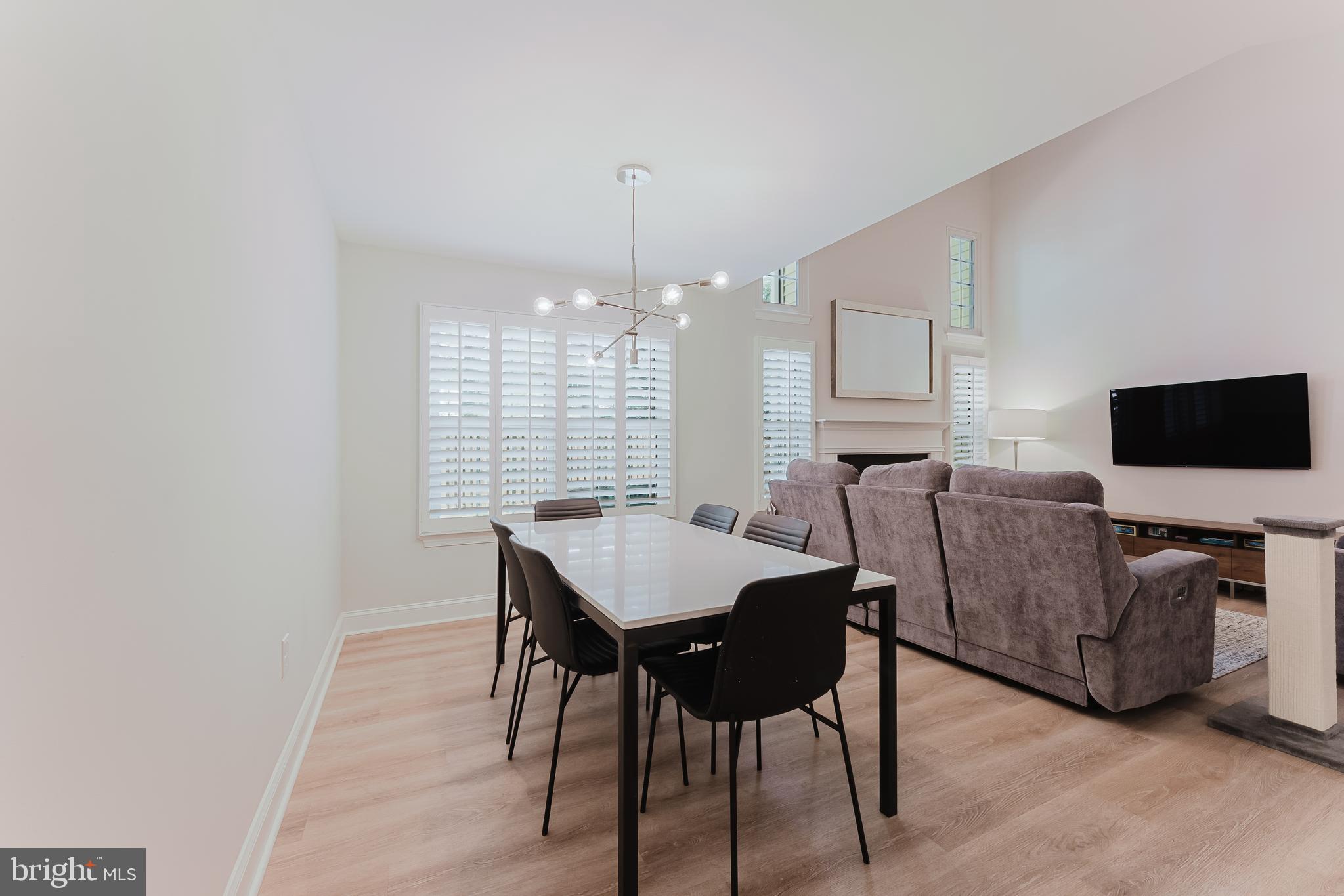 BURKE CENTRE - Residential