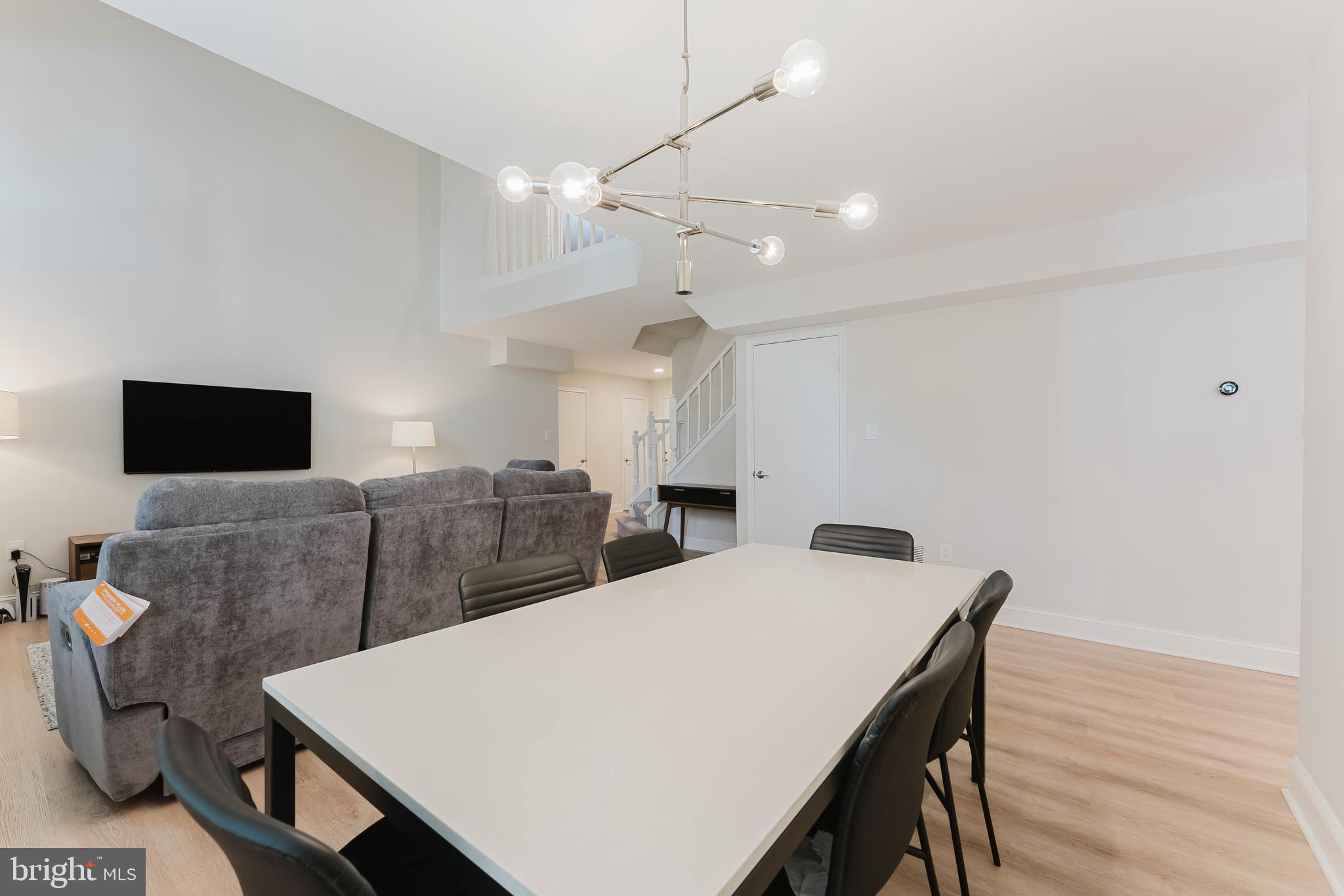 BURKE CENTRE - Residential