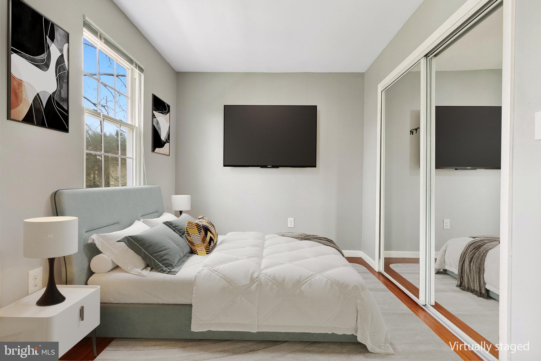 CROMWELL STATION - Residential