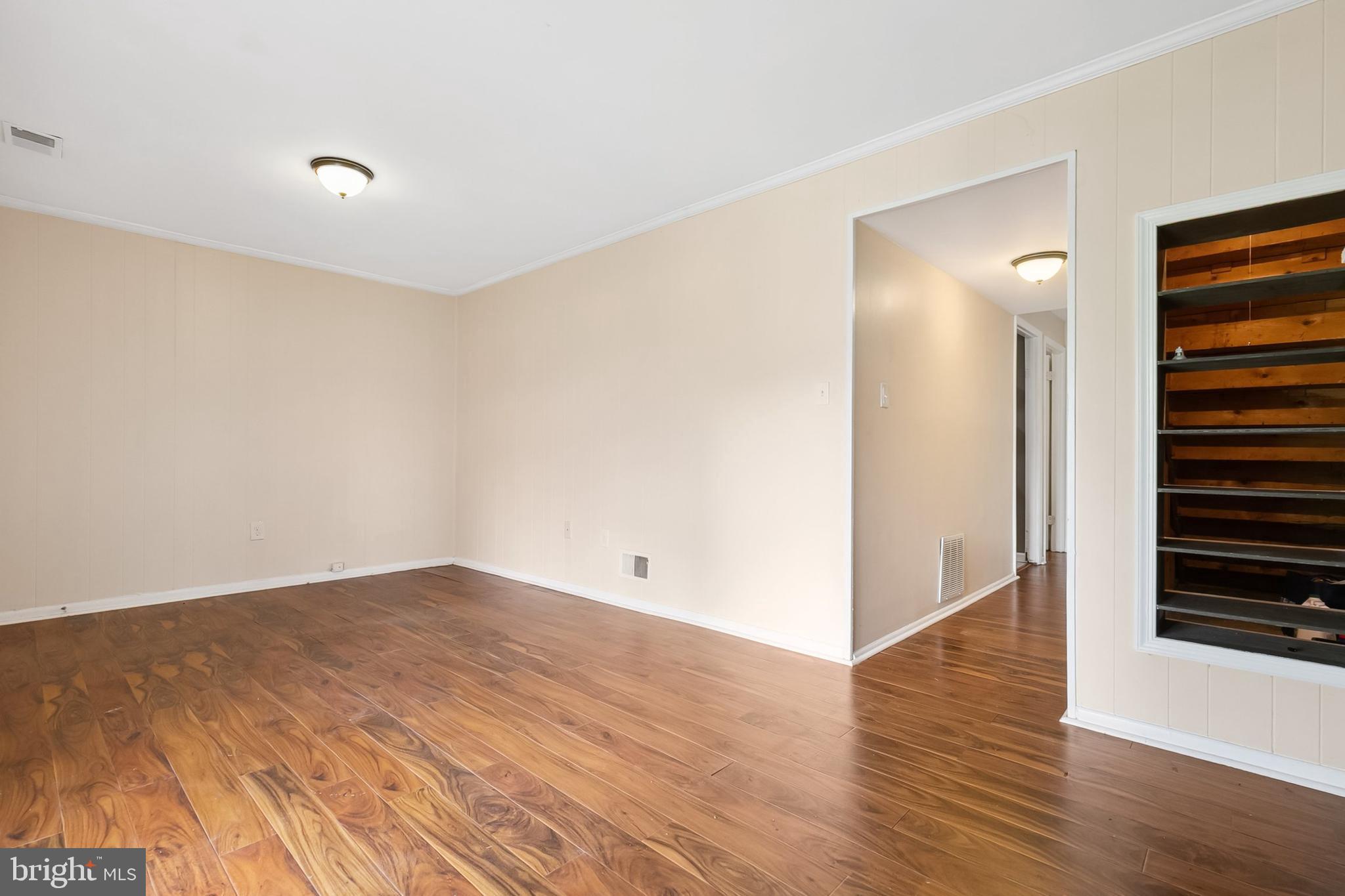 CROMWELL STATION - Residential