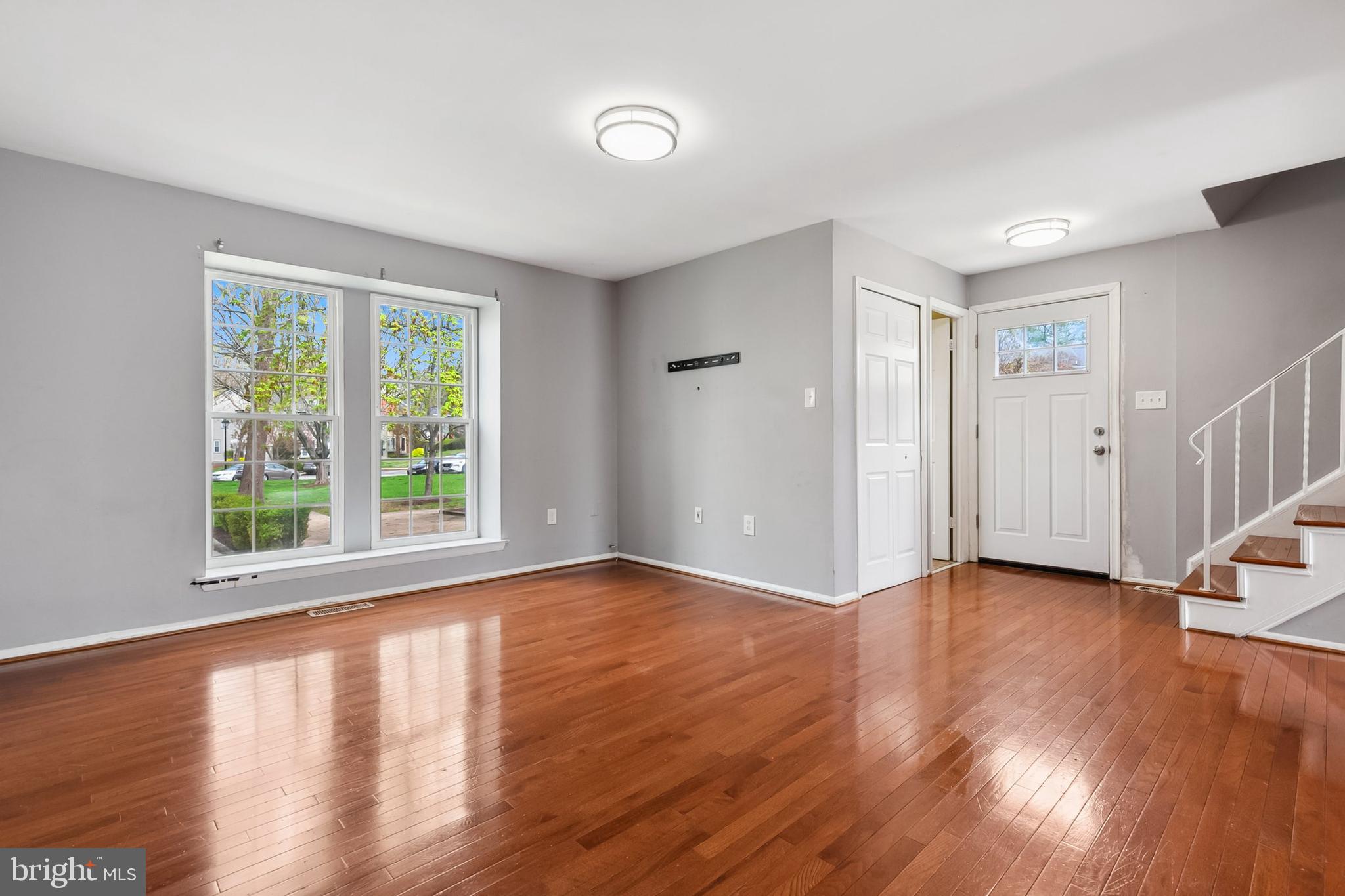 CROMWELL STATION - Residential