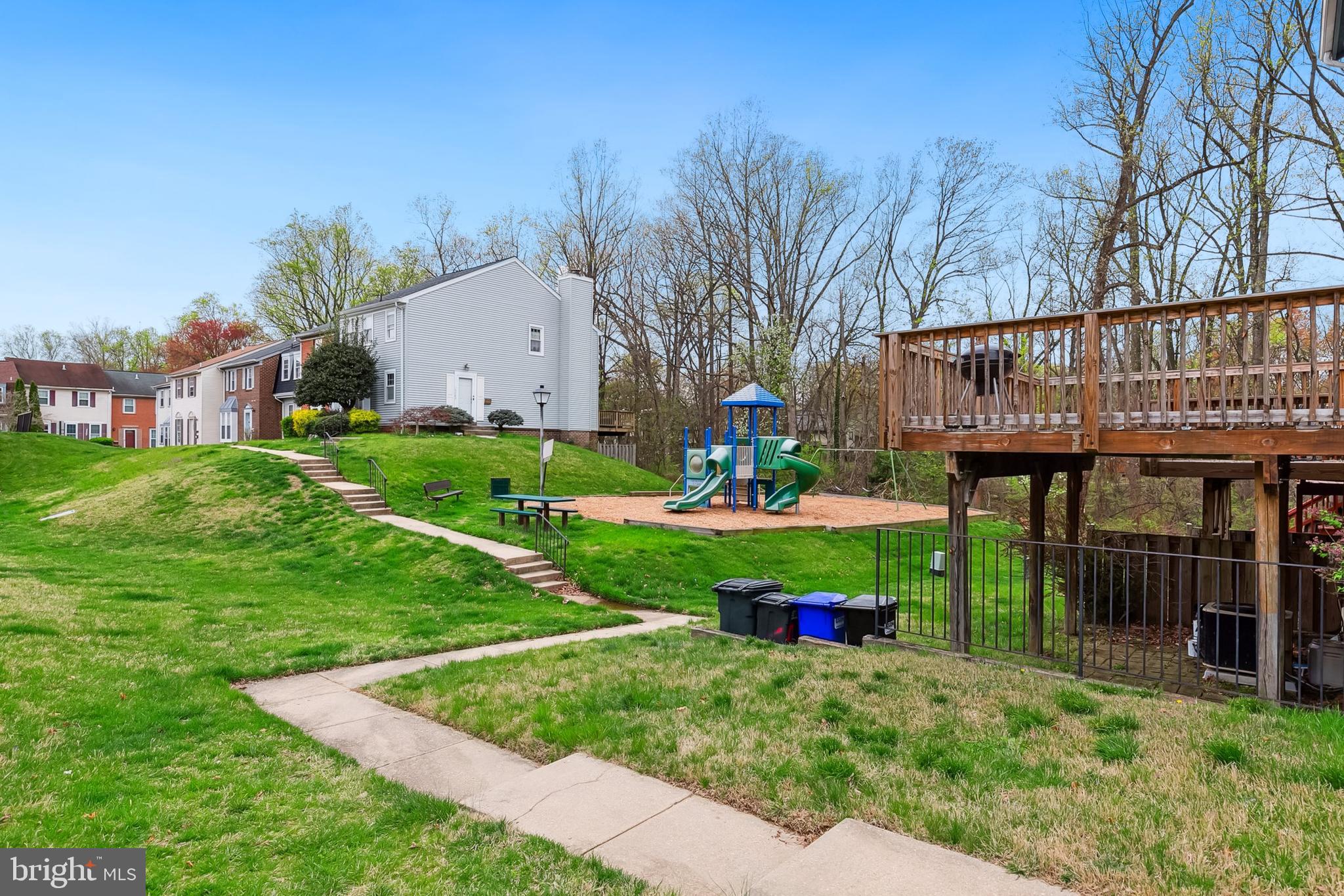 CROMWELL STATION - Residential