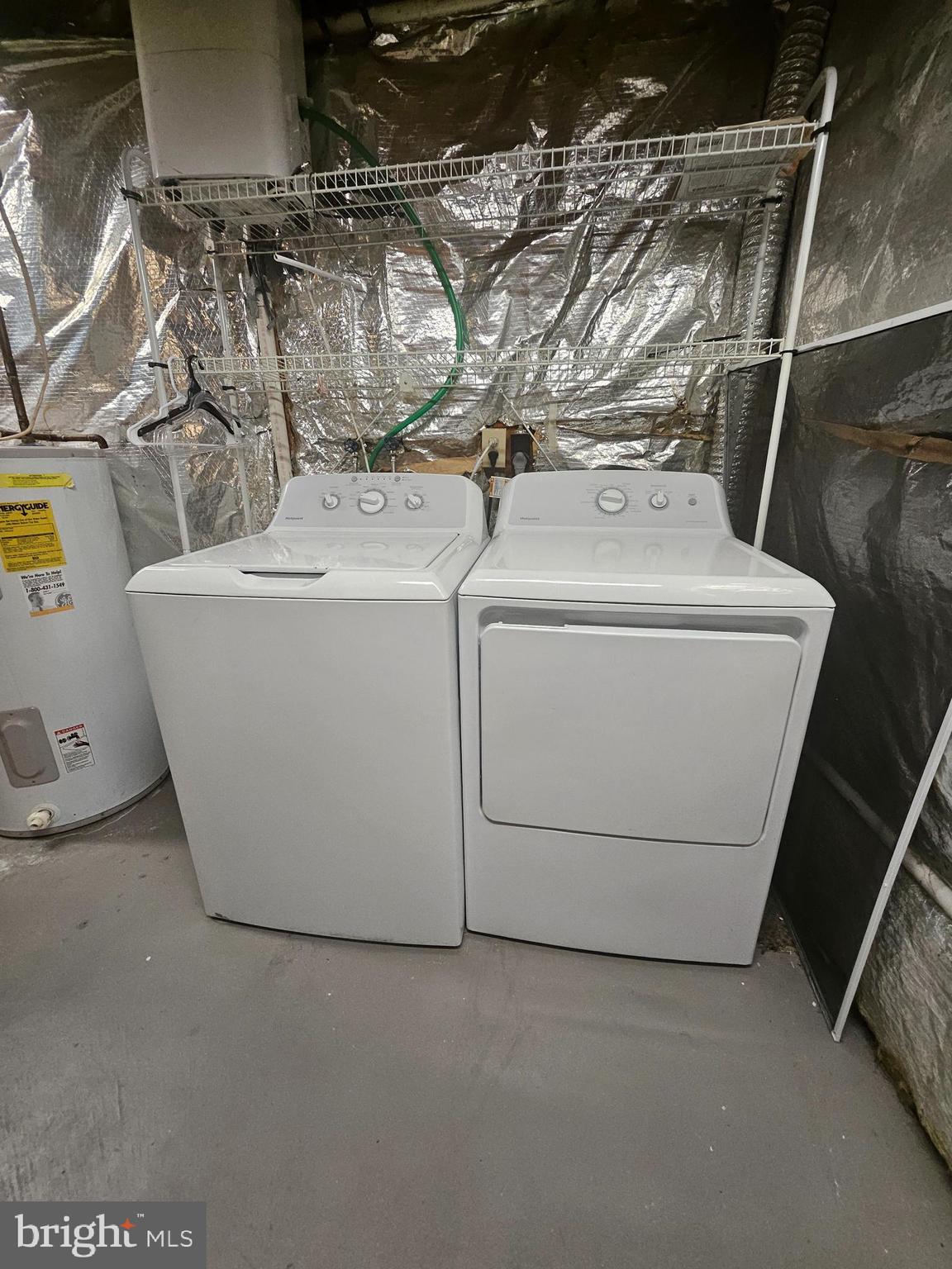 WOODS EDGE TOWNHOME CONDOMINIUMS - Residential