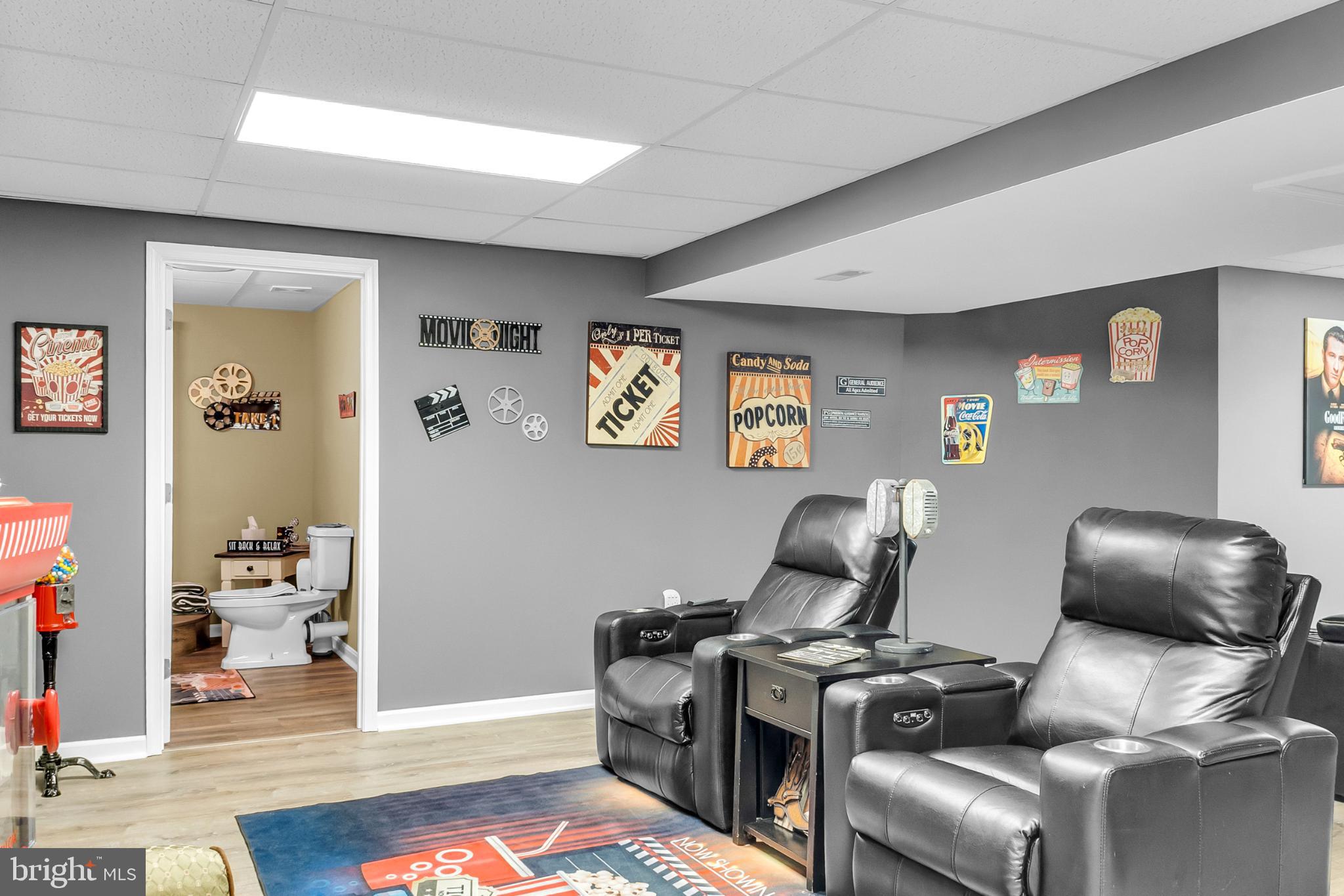 708 WILLOW TREE DRIVE