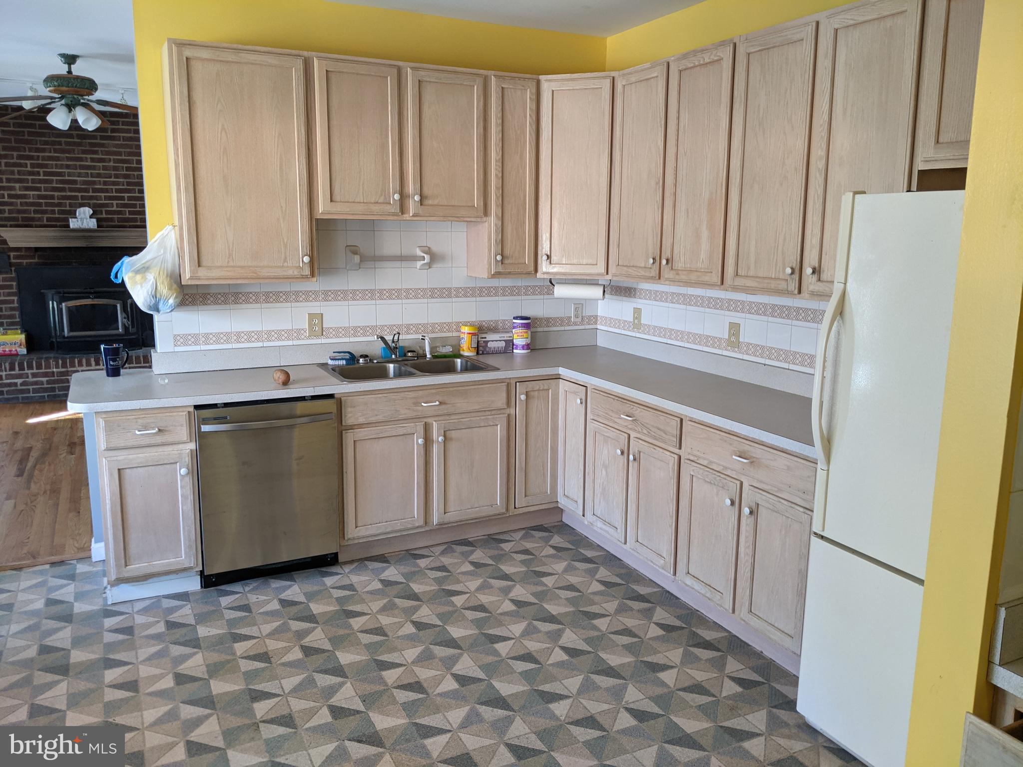 OYSTER SHELL LANE - Residential Lease