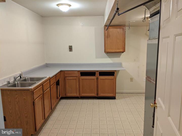 OYSTER SHELL LANE - Residential Lease