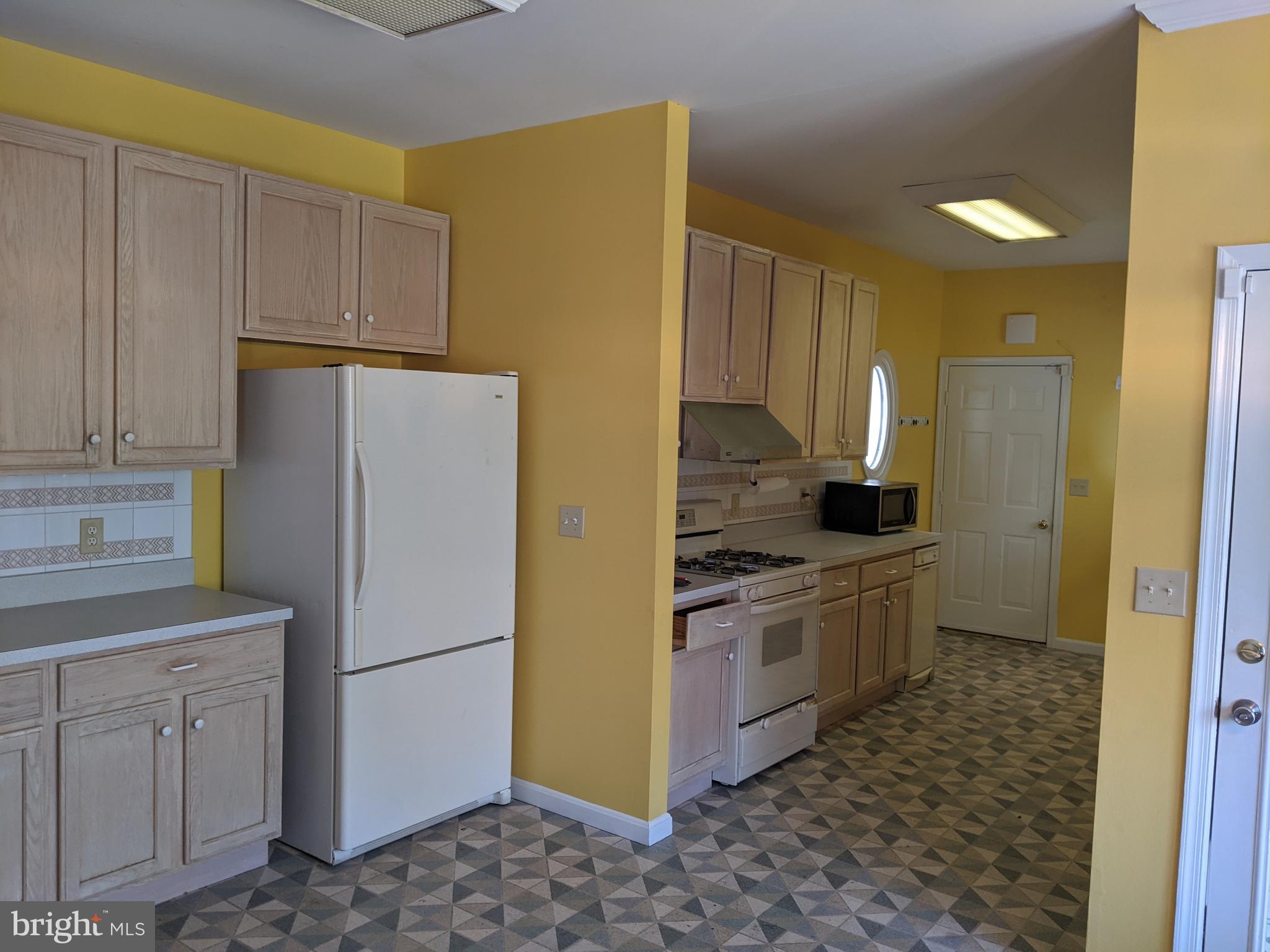 OYSTER SHELL LANE - Residential Lease