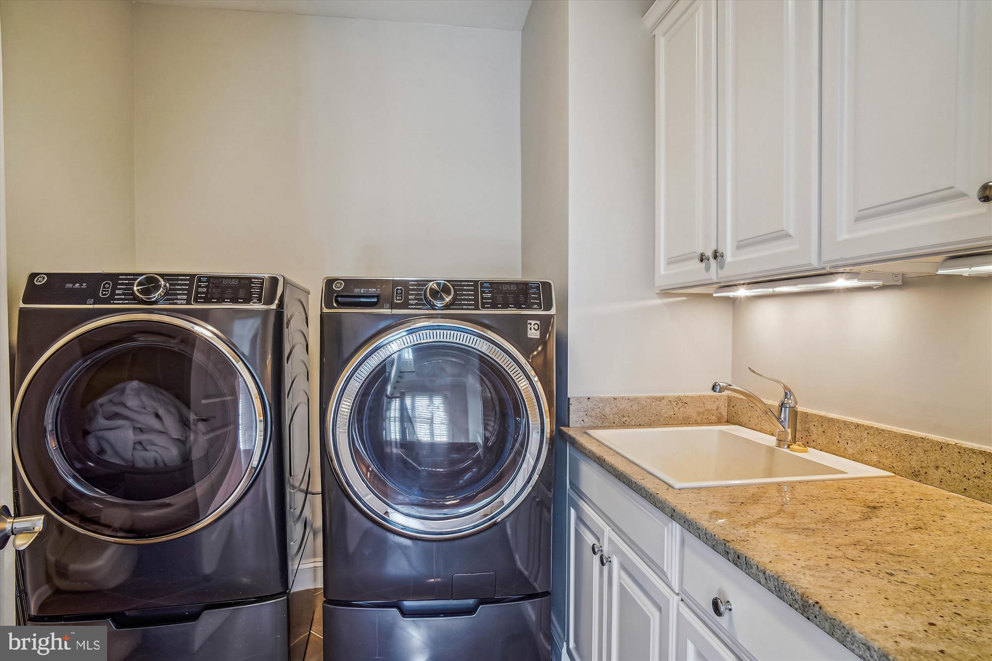 MERRIMACK PARK - Residential