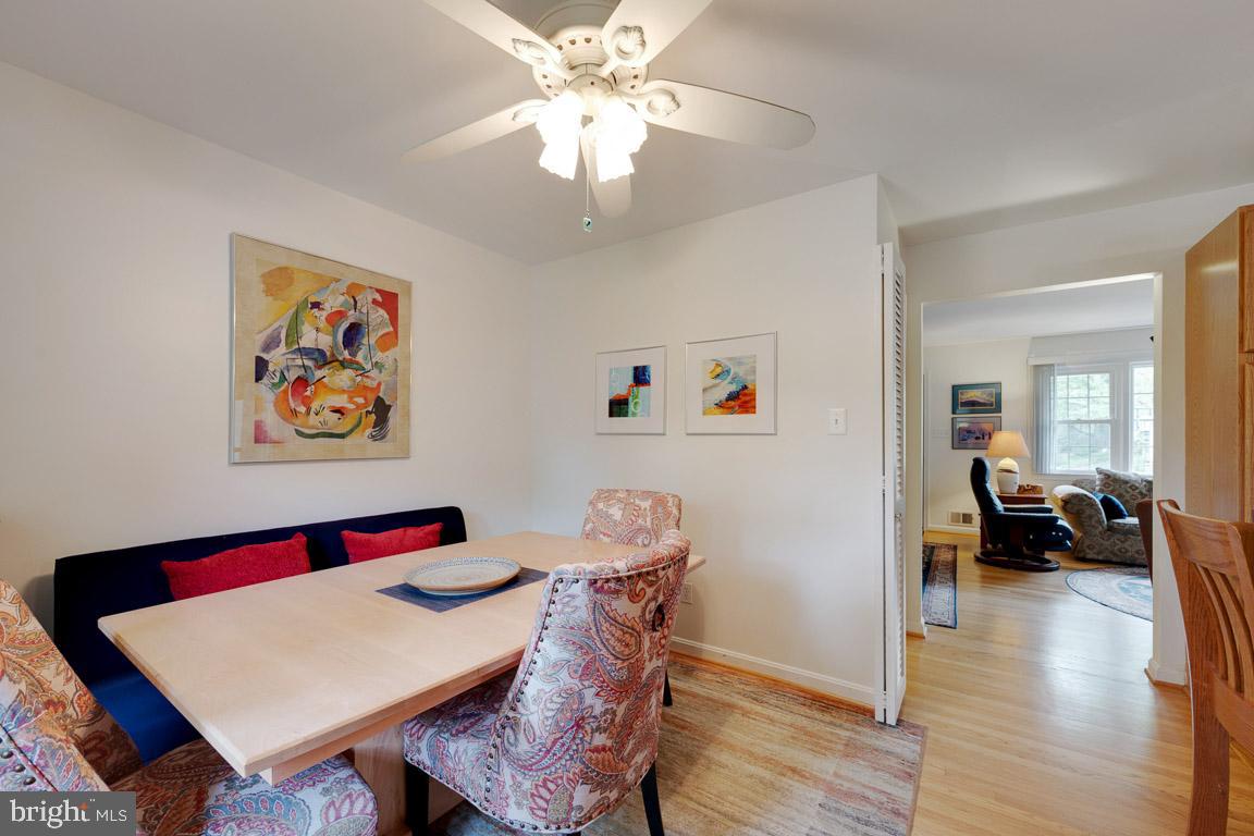 MCLEAN MANOR - Residential