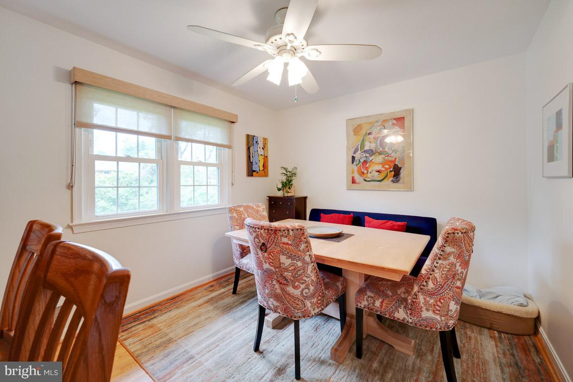 MCLEAN MANOR - Residential