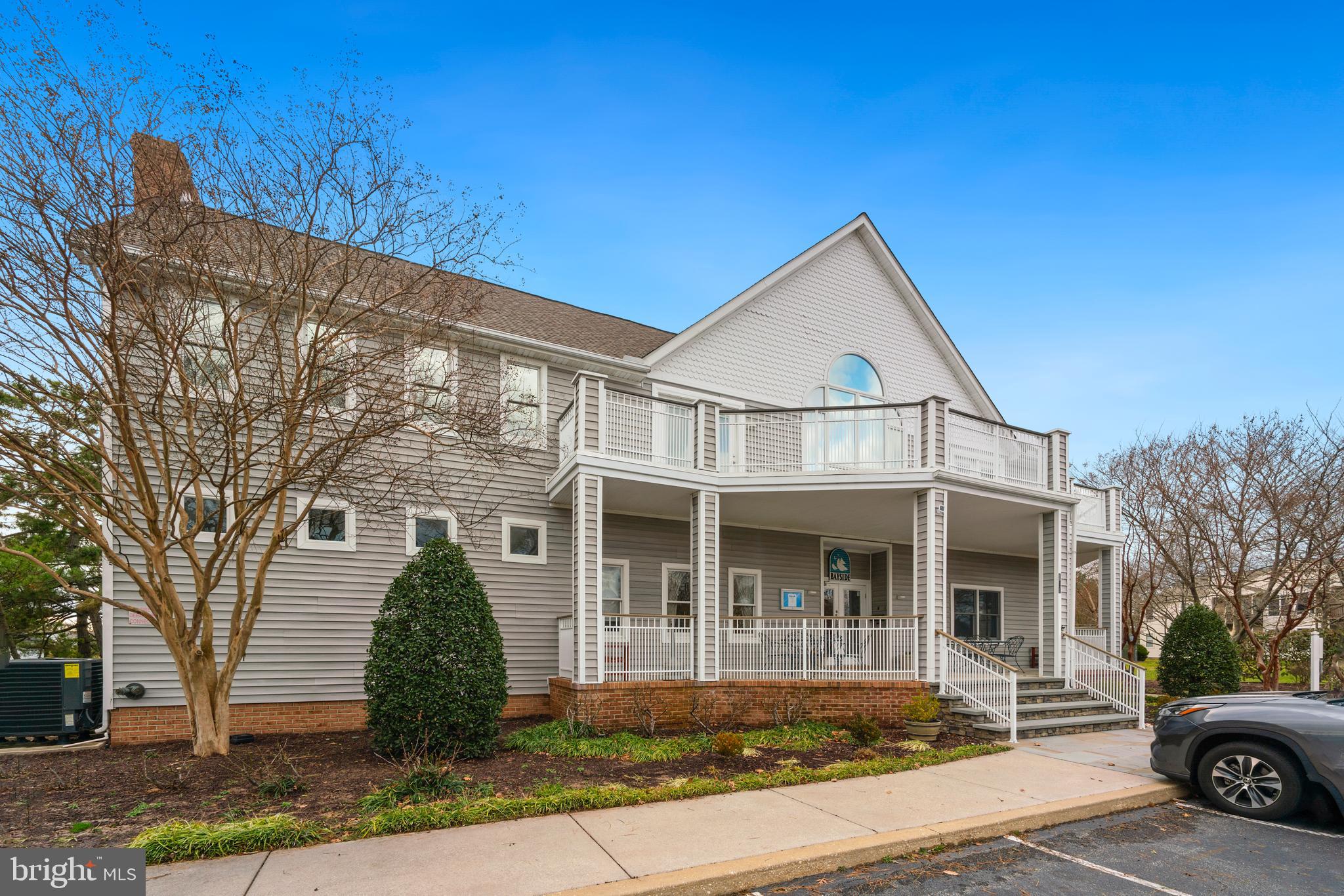 BAYSIDE - Residential