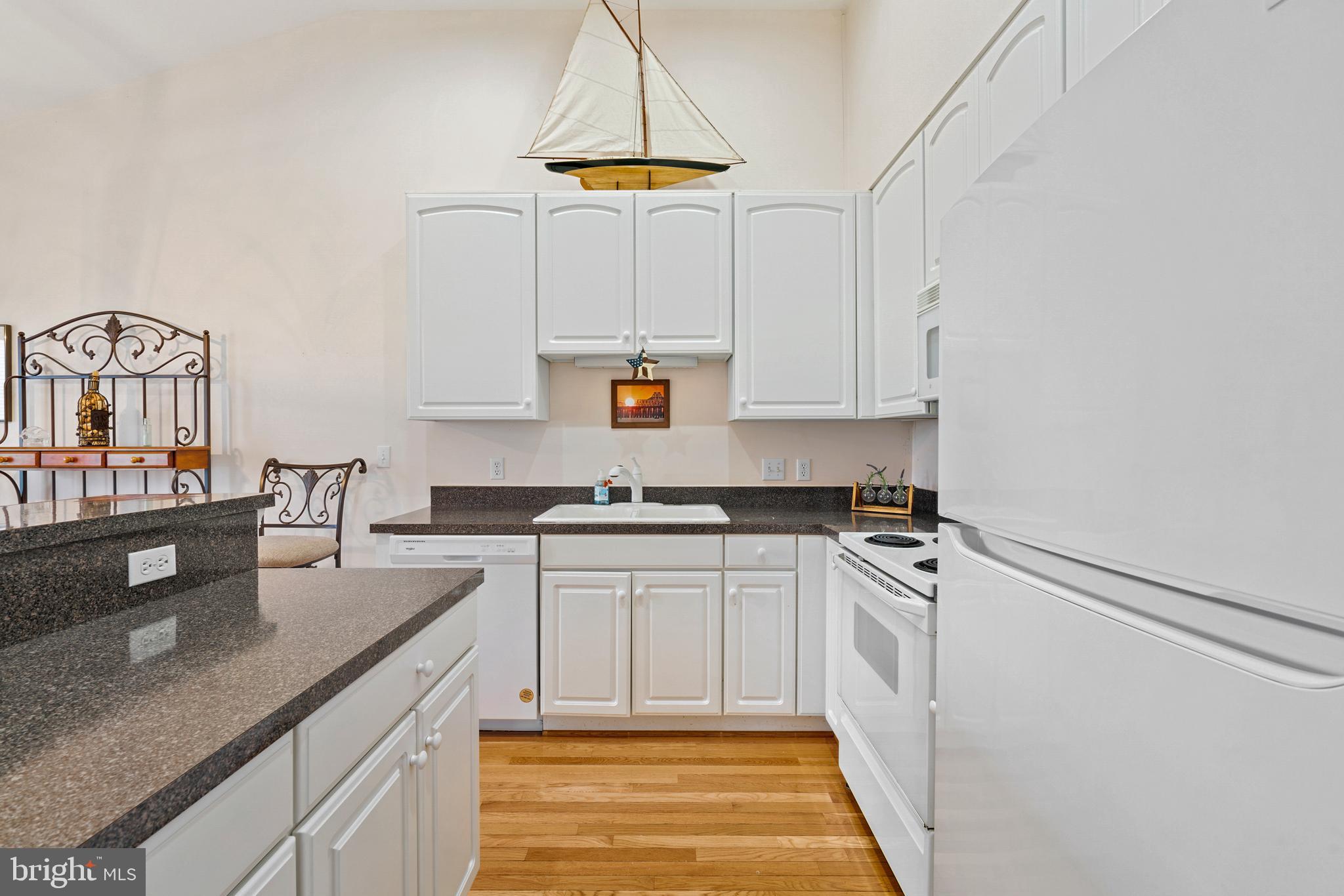 BAYSIDE - Residential