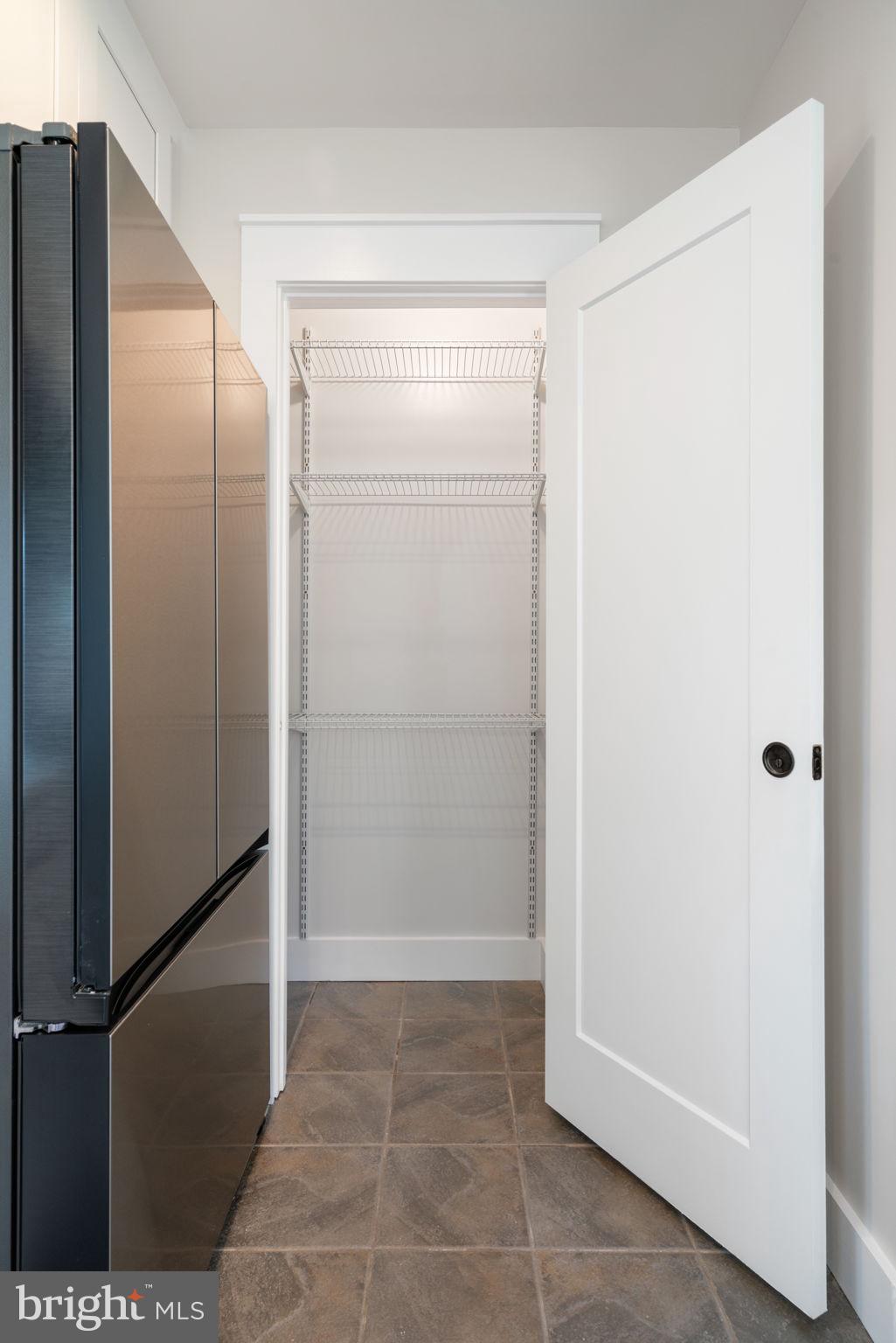 JEFFERSON MANOR - Residential