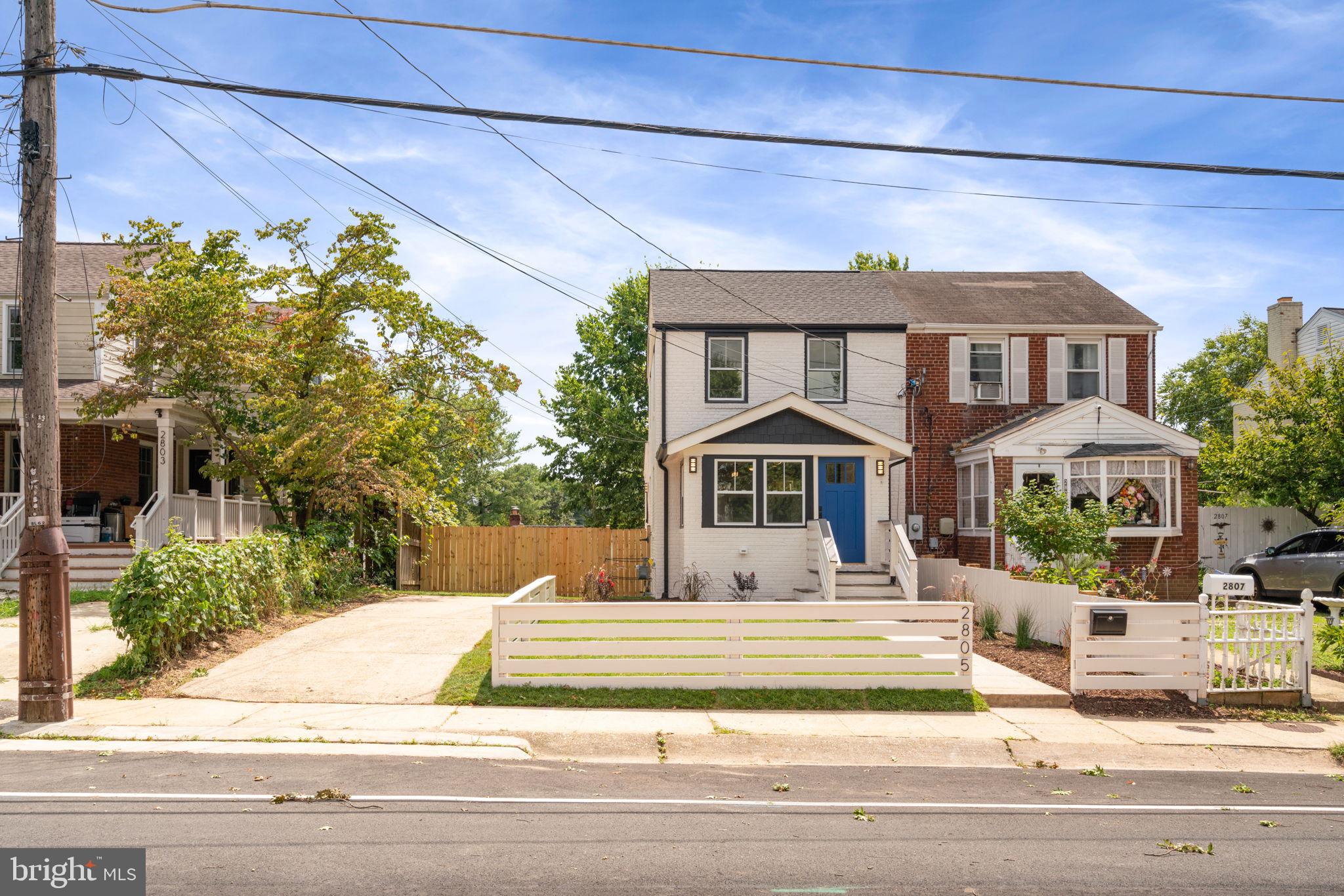 JEFFERSON MANOR - Residential