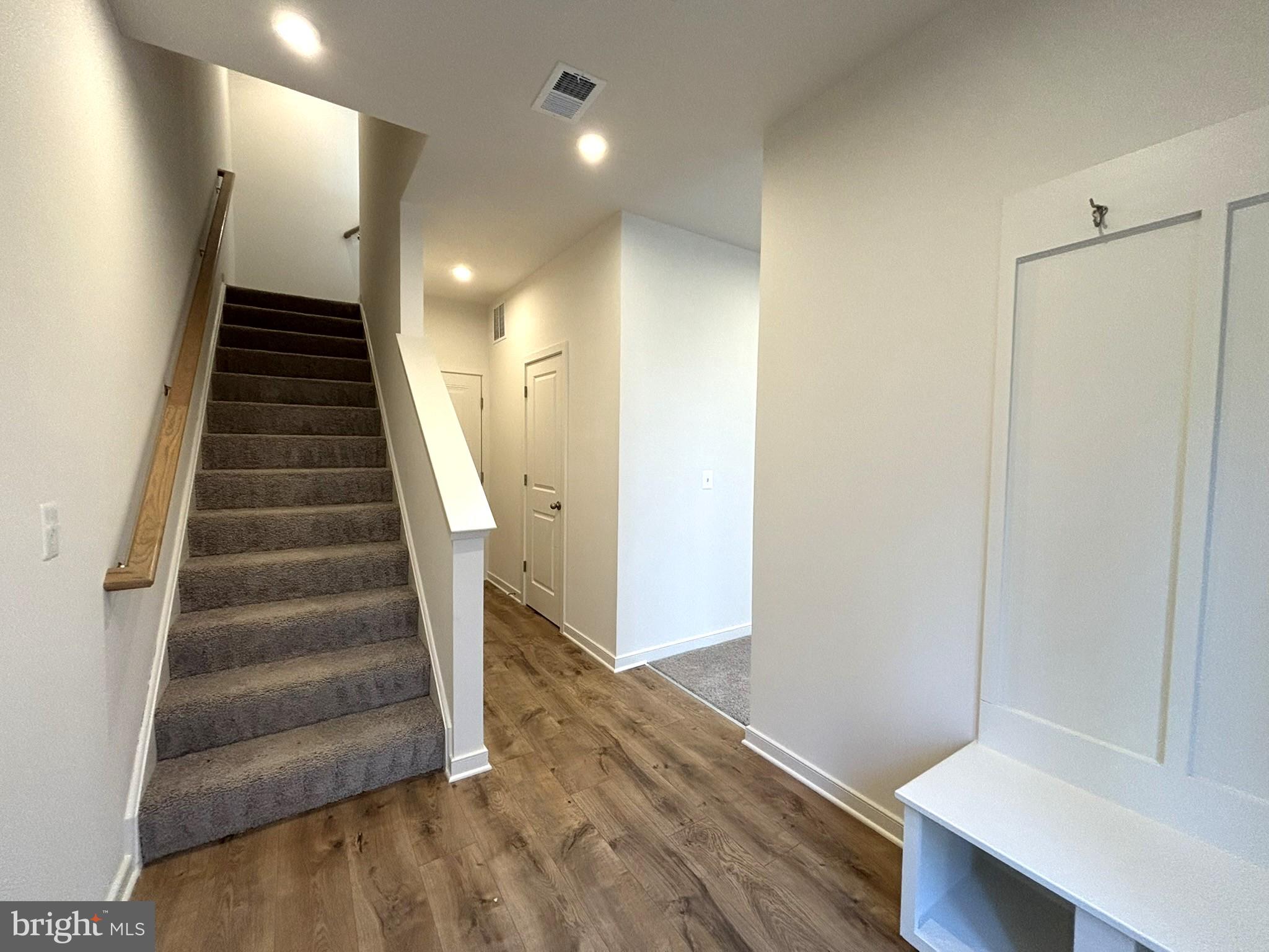 CASCADE LANDING - Residential