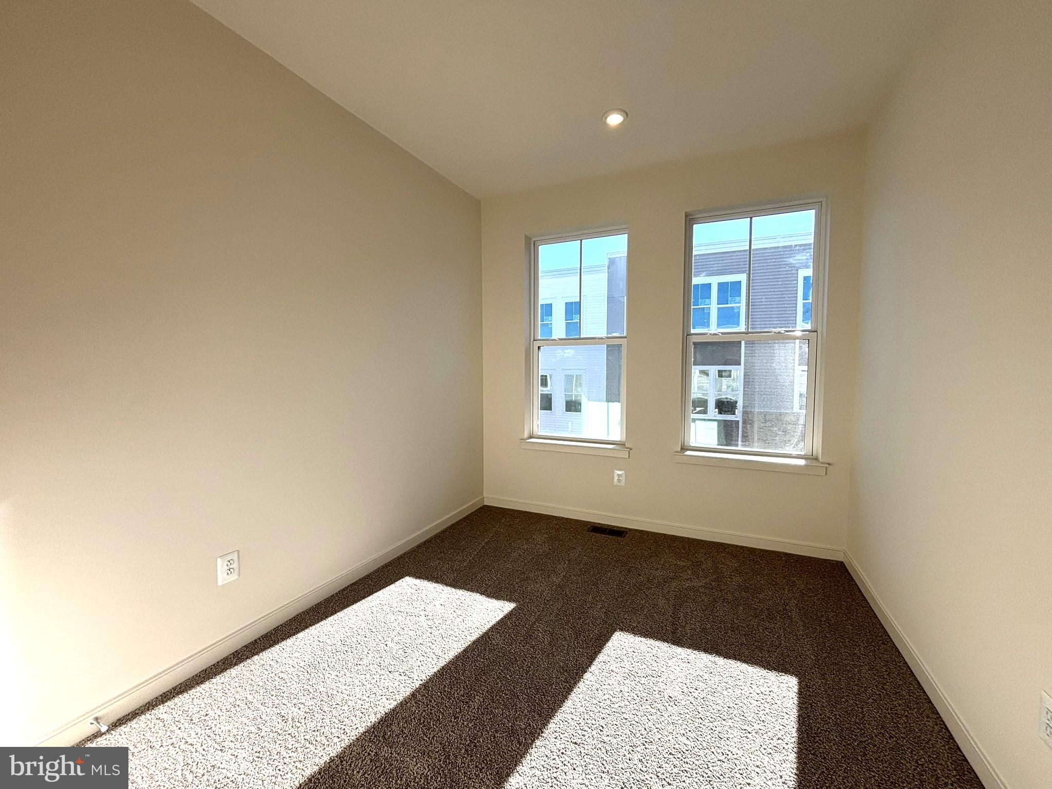 CASCADE LANDING - Residential