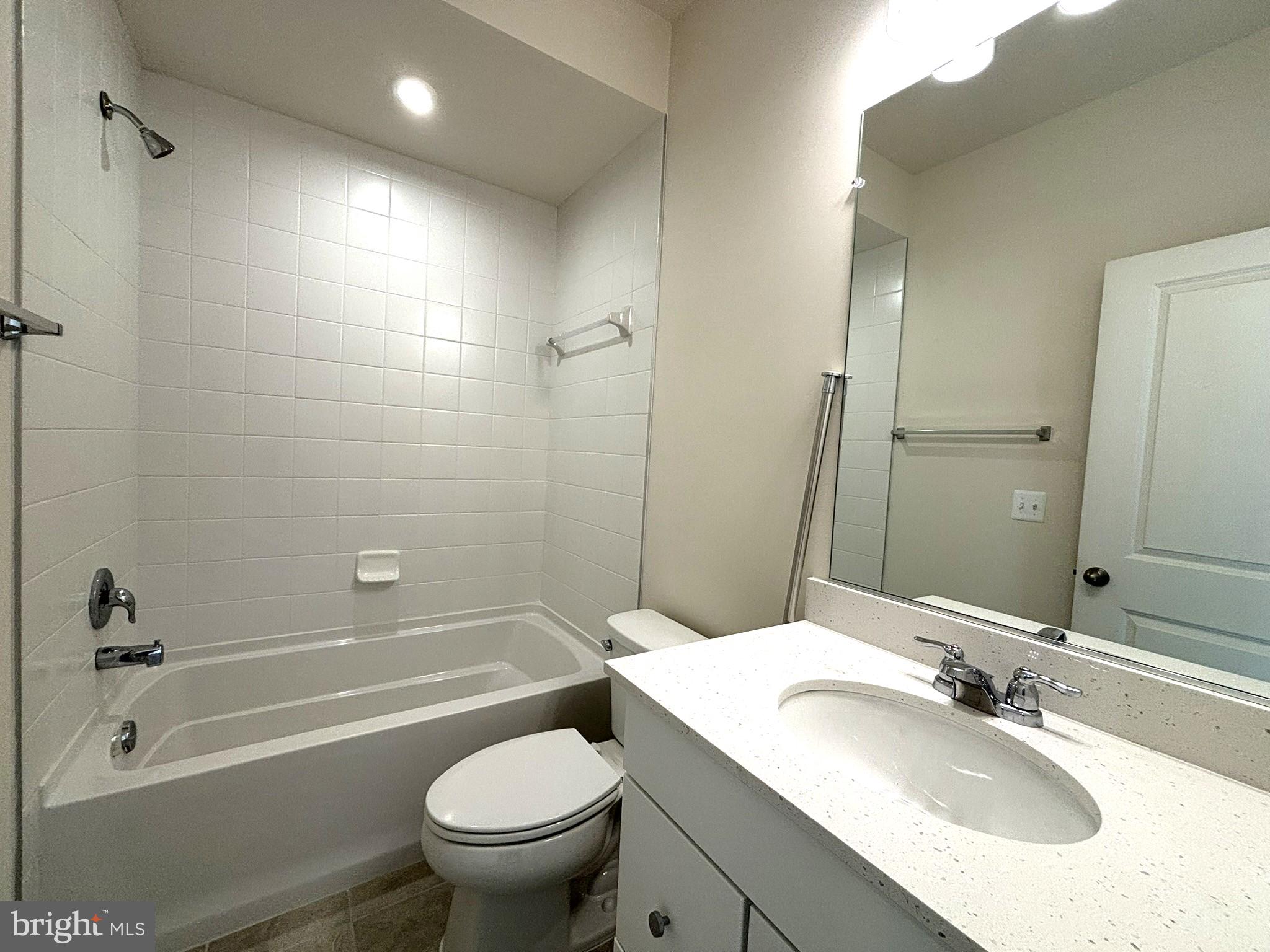 CASCADE LANDING - Residential