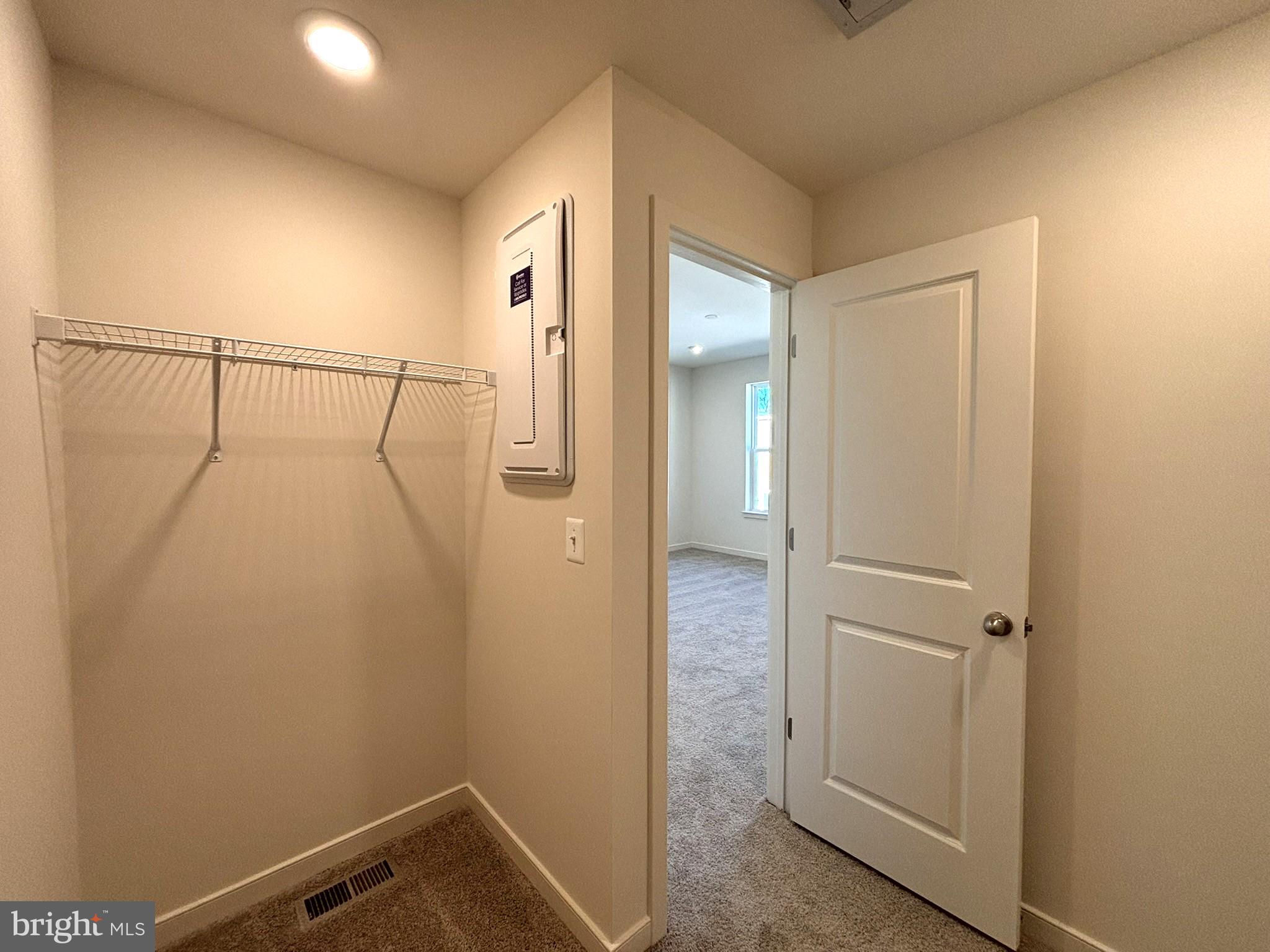 CASCADE LANDING - Residential