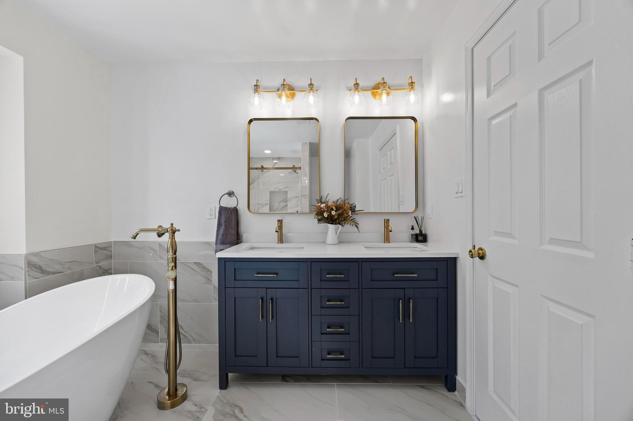 CARDINAL CREST - Residential