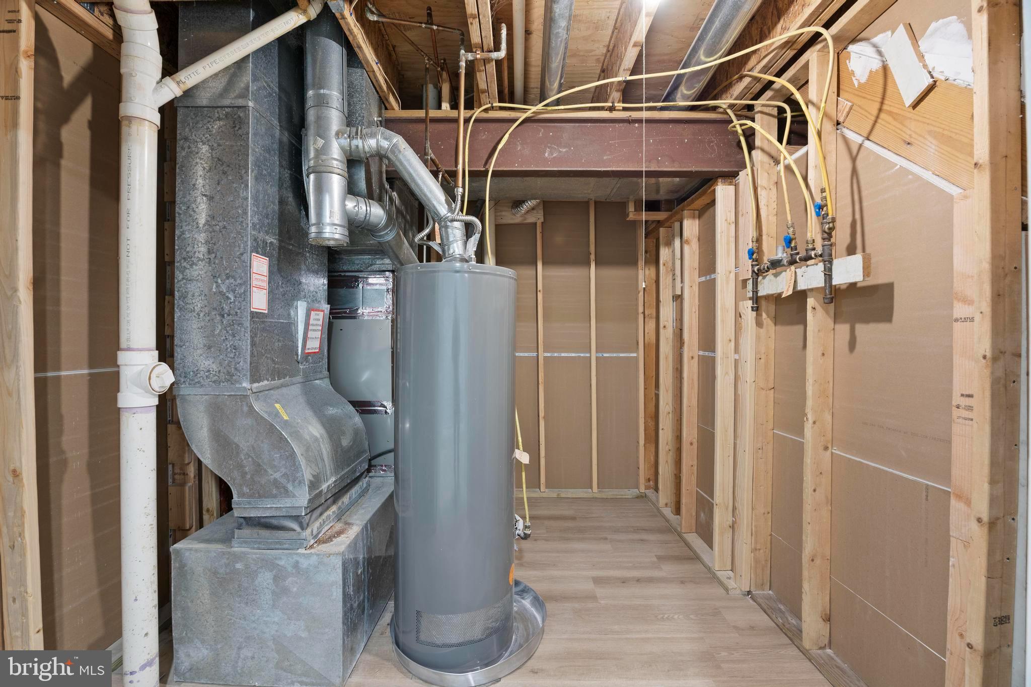 CARDINAL CREST - Residential