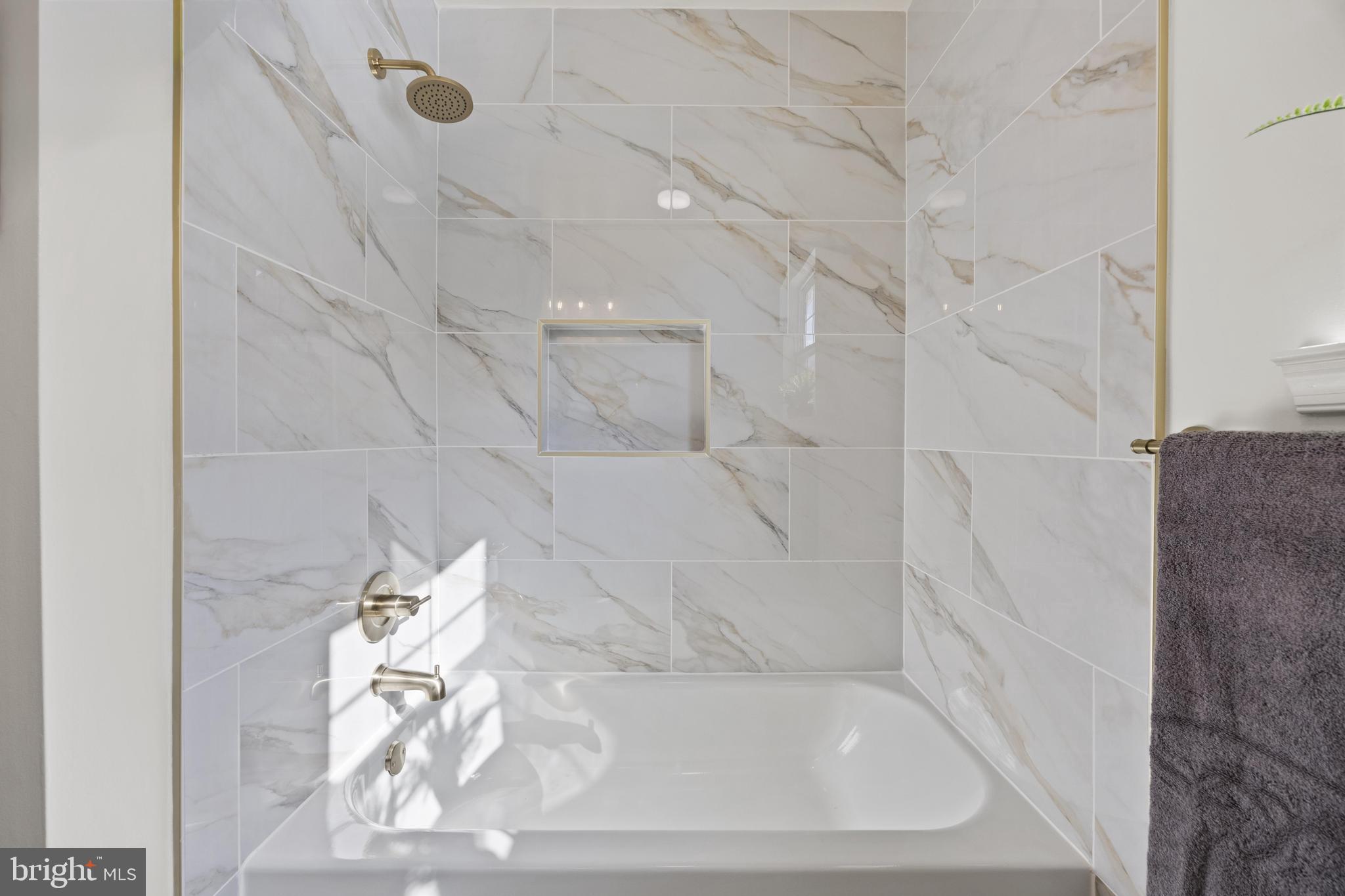 CARDINAL CREST - Residential