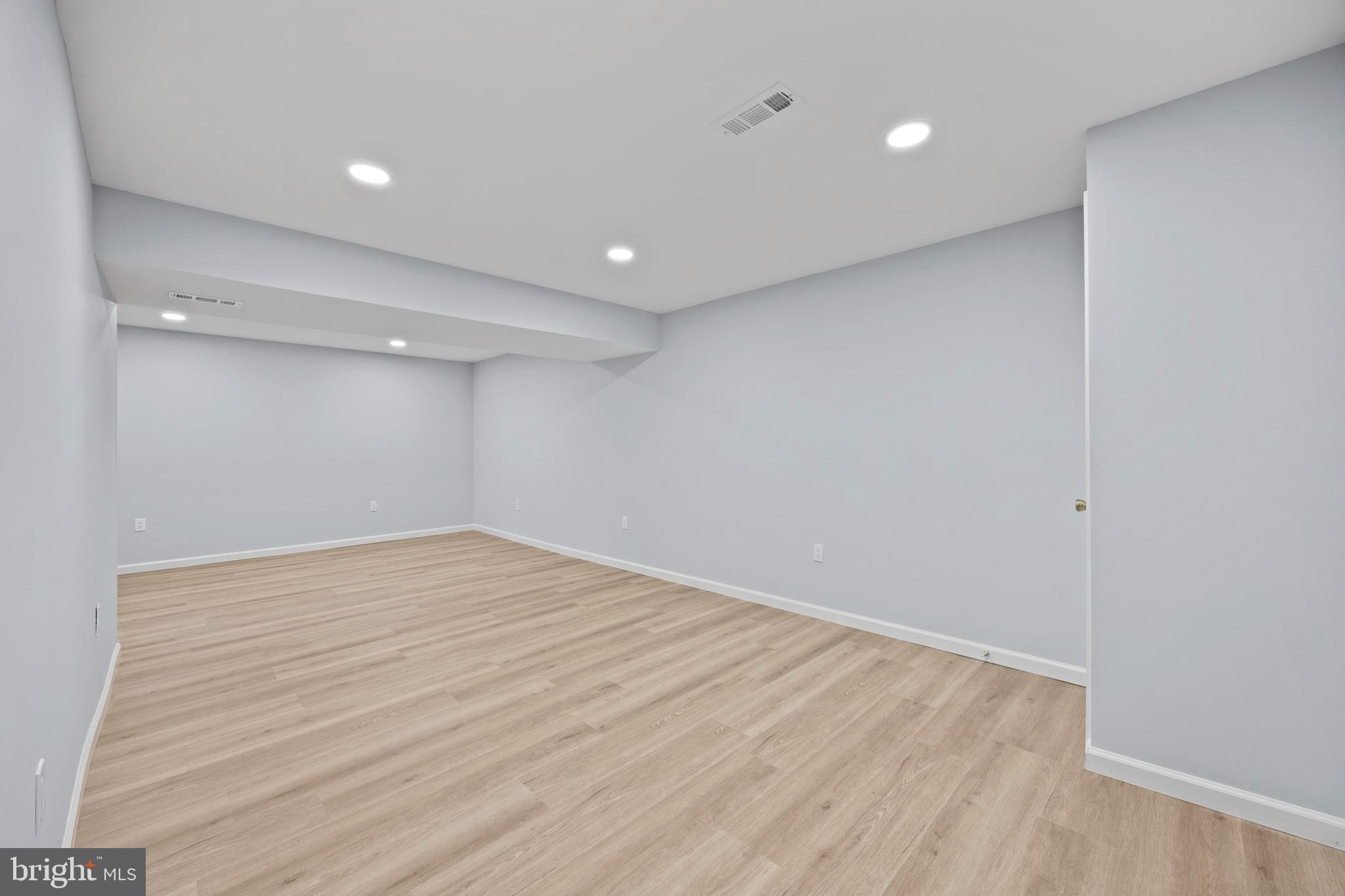 CARDINAL CREST - Residential