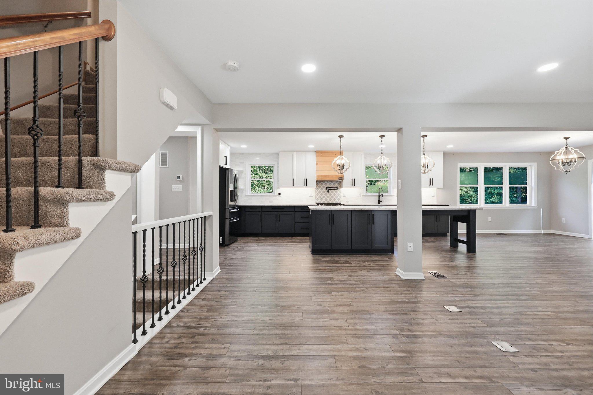 11441 PLEASANT VALLEY