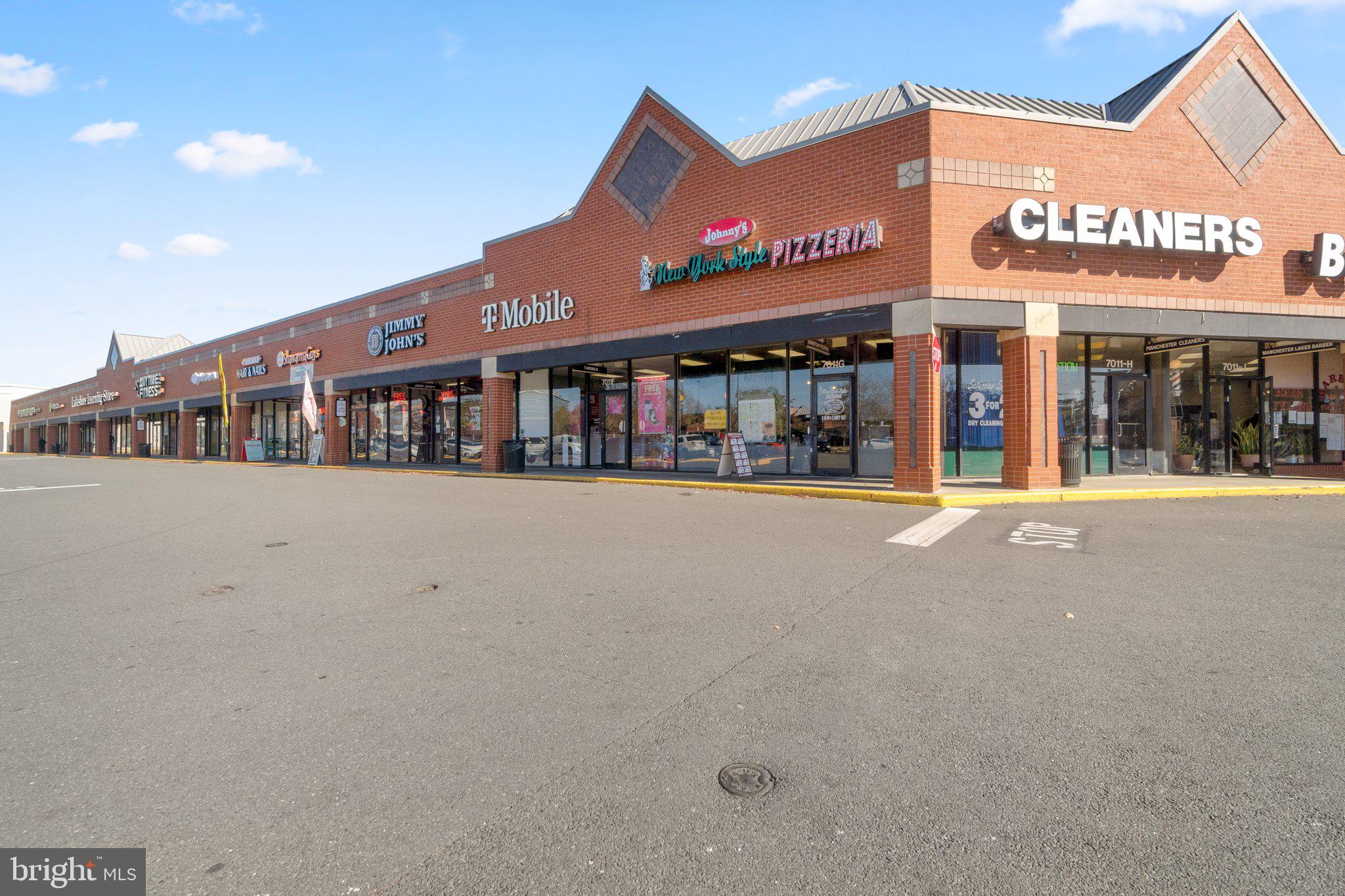 SURREY AT MANCHESTER LAKES - Residential Lease