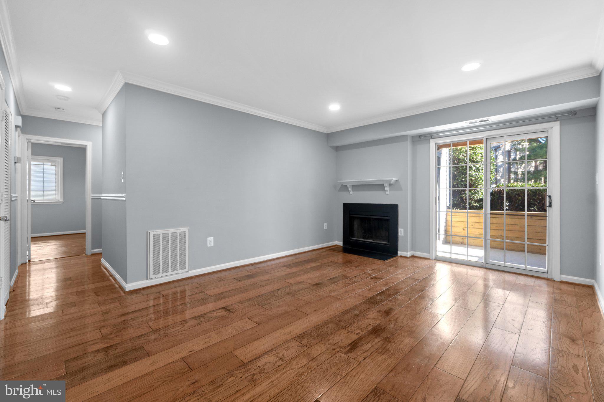 SURREY AT MANCHESTER LAKES - Residential Lease