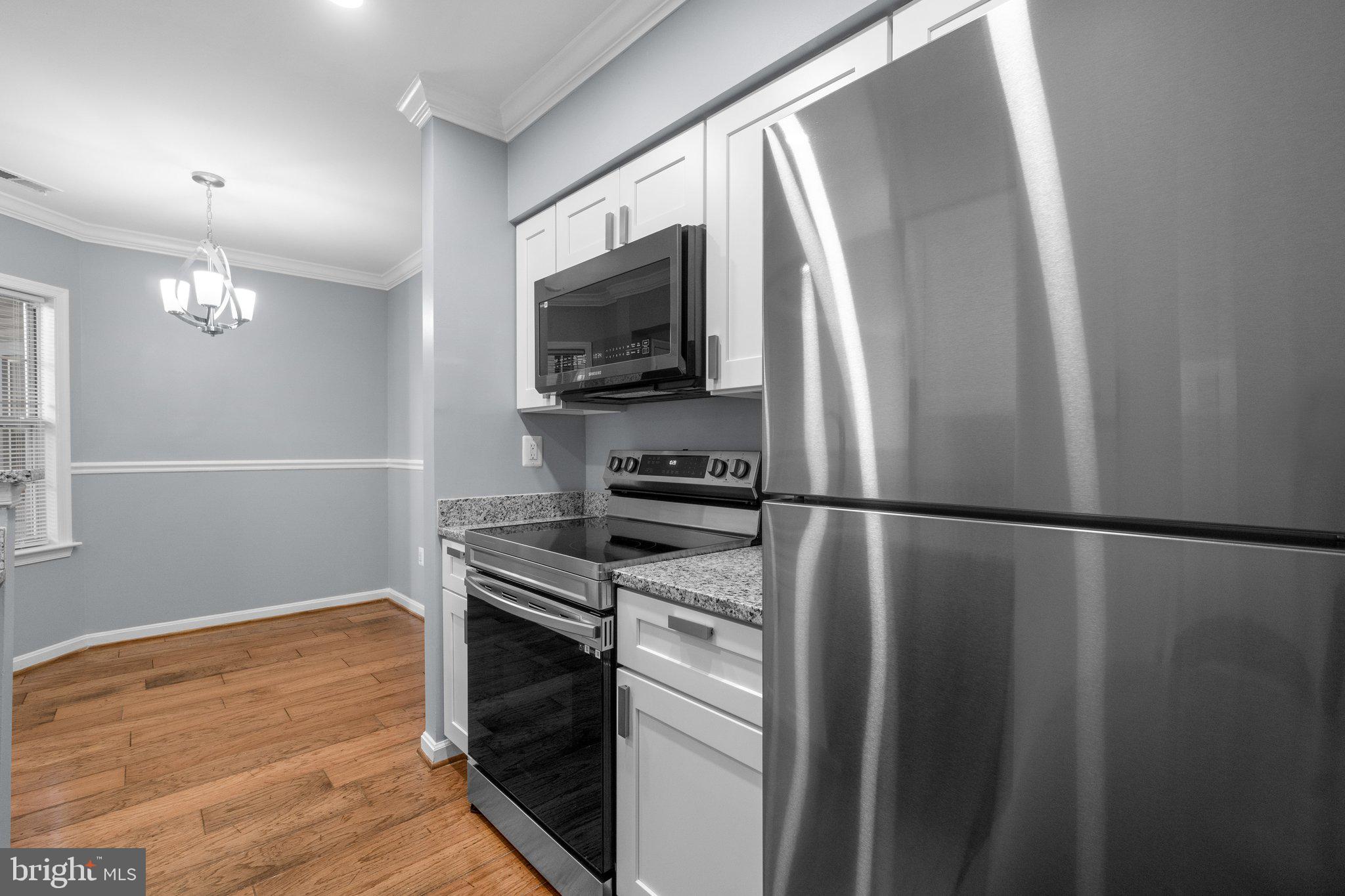 SURREY AT MANCHESTER LAKES - Residential Lease