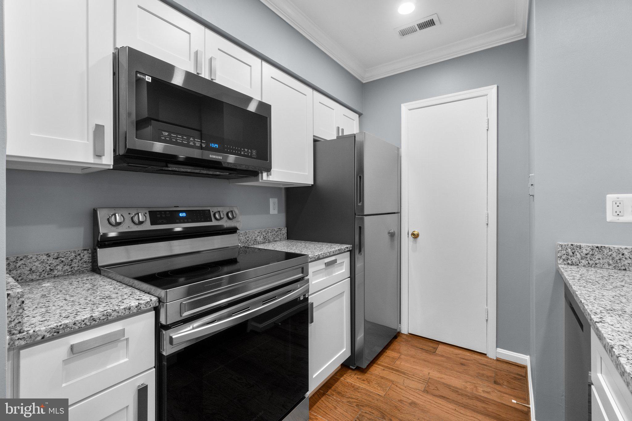 SURREY AT MANCHESTER LAKES - Residential Lease