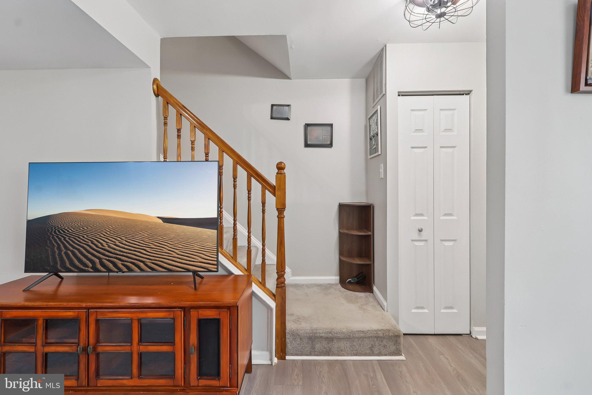 HUNINGTON RIDGE 2 - Residential