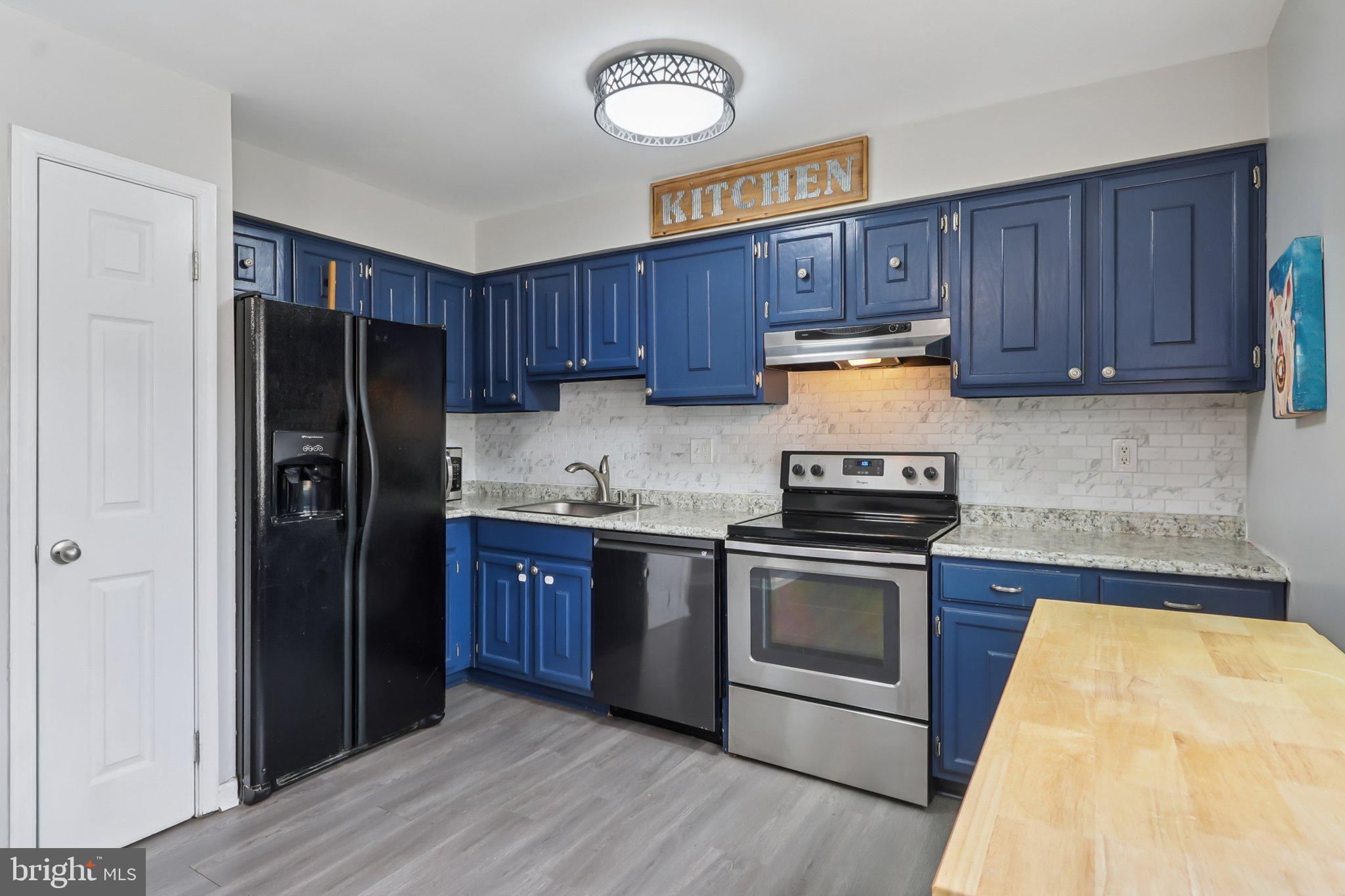 HUNINGTON RIDGE 2 - Residential