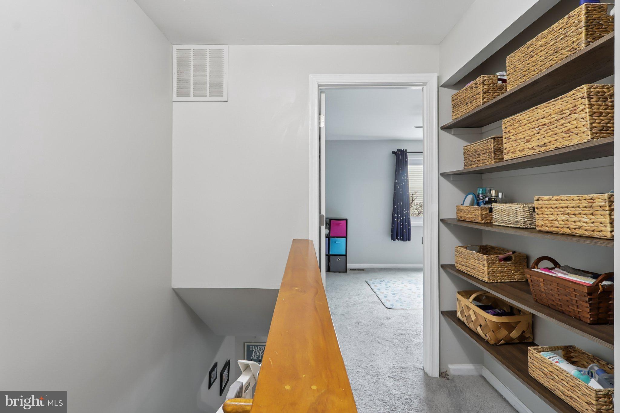 HUNINGTON RIDGE 2 - Residential