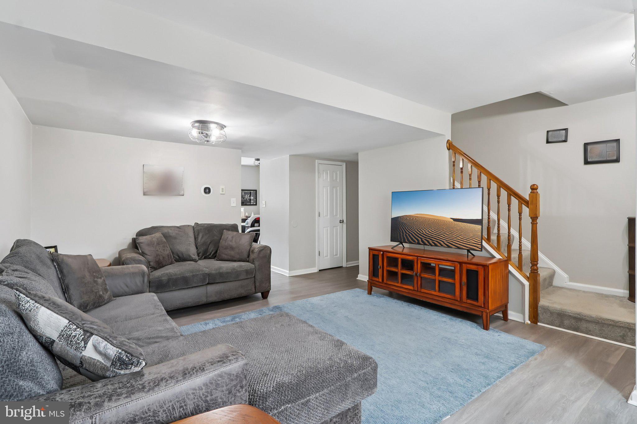 HUNINGTON RIDGE 2 - Residential