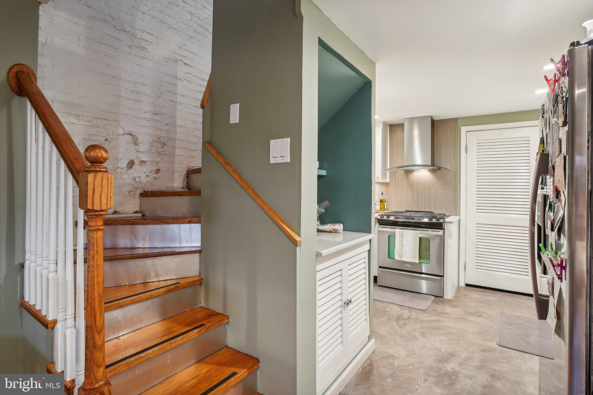 WASHINGTON SQ WEST - Residential