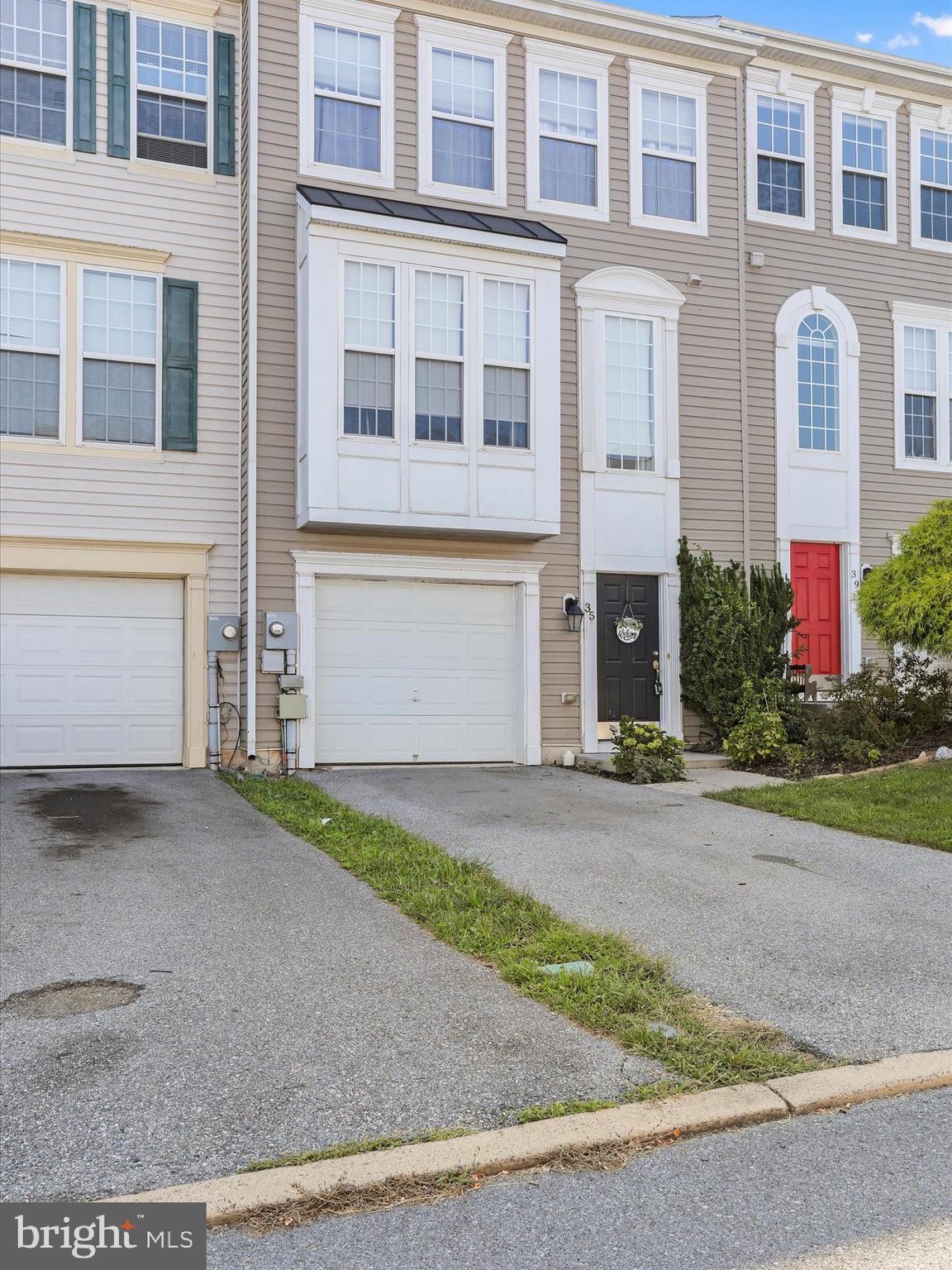 BERKELEY RIDGE - Residential