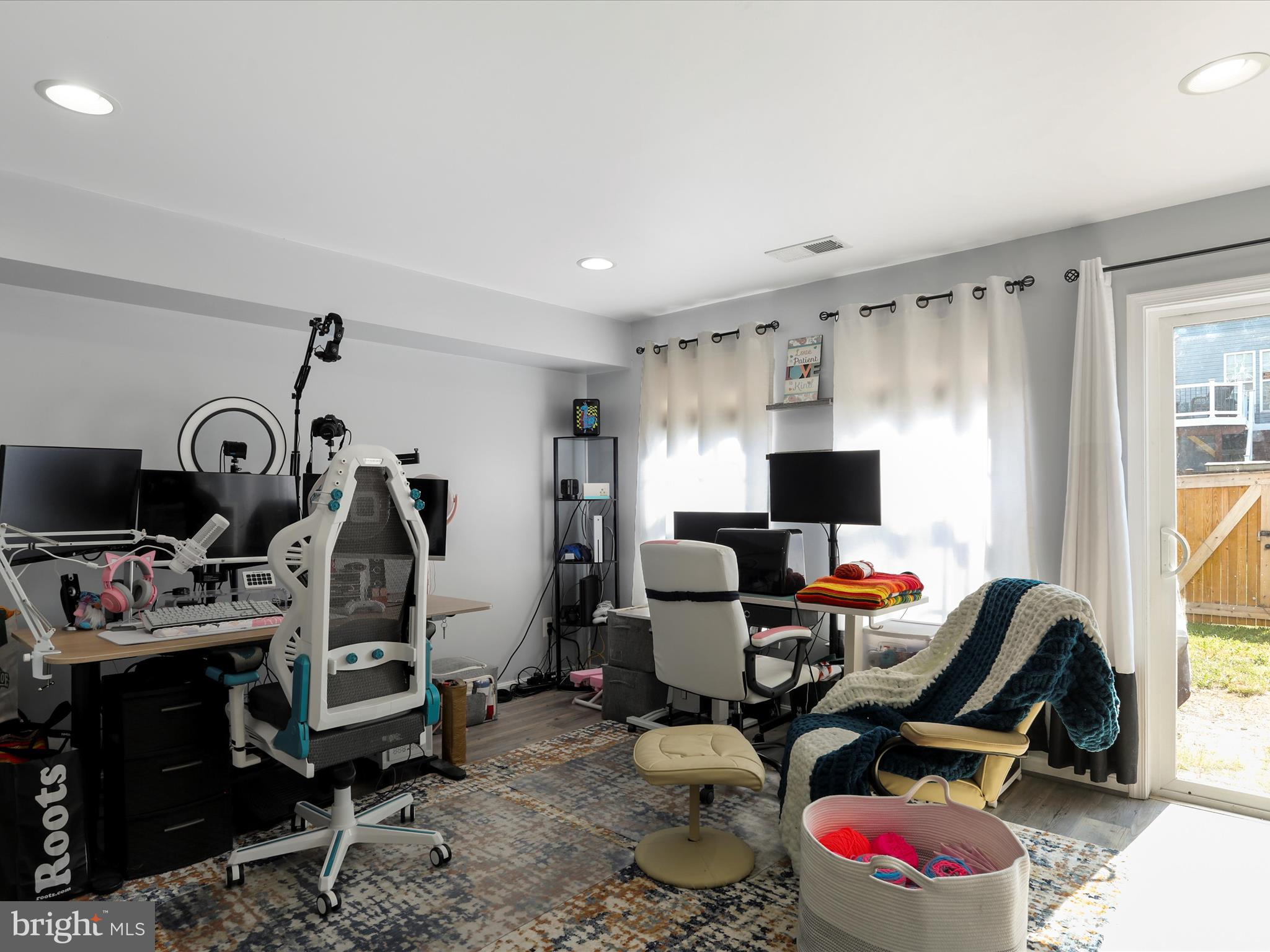 BERKELEY RIDGE - Residential