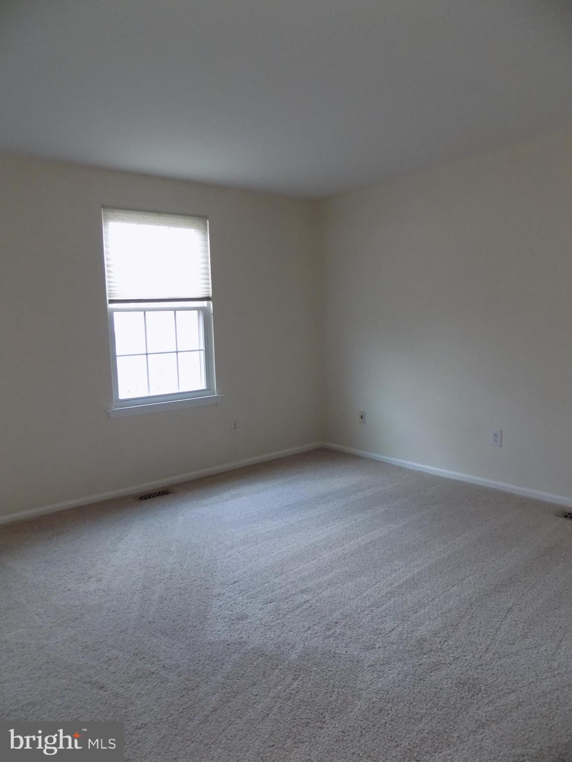 FRANKLIN FARM - Residential Lease