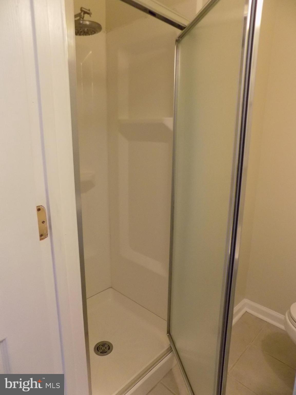 FRANKLIN FARM - Residential Lease