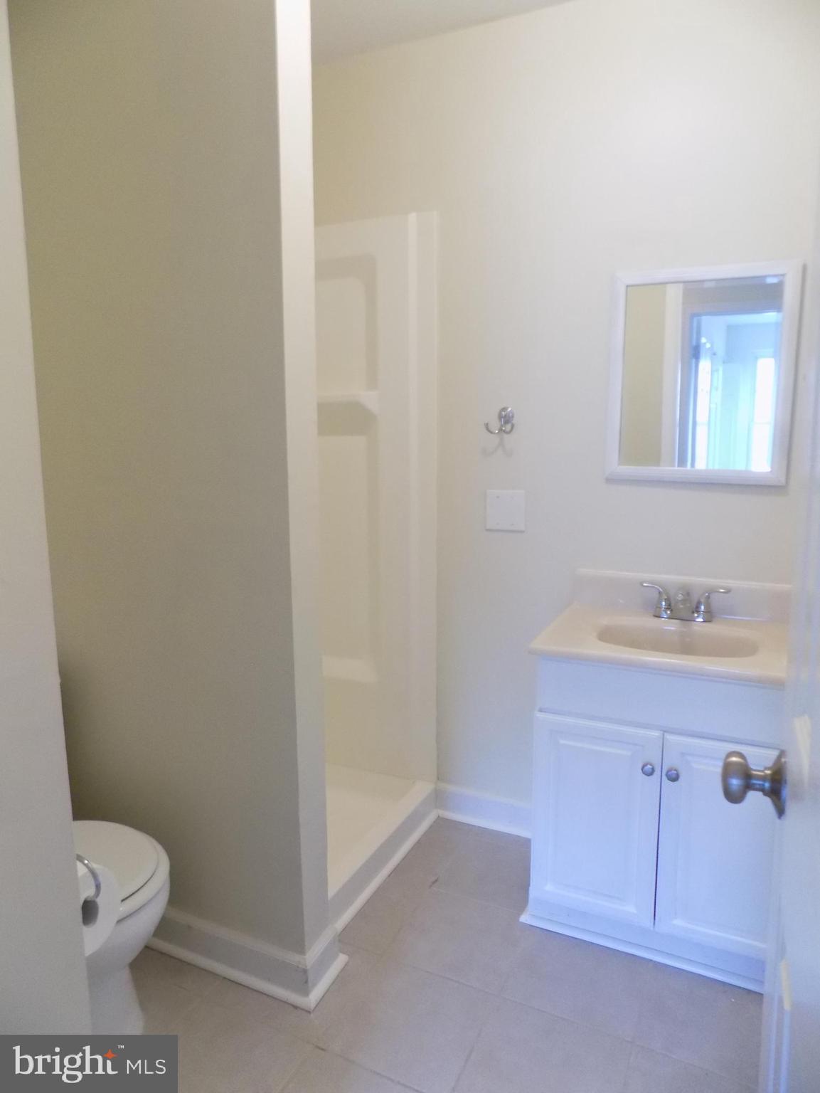 FRANKLIN FARM - Residential Lease