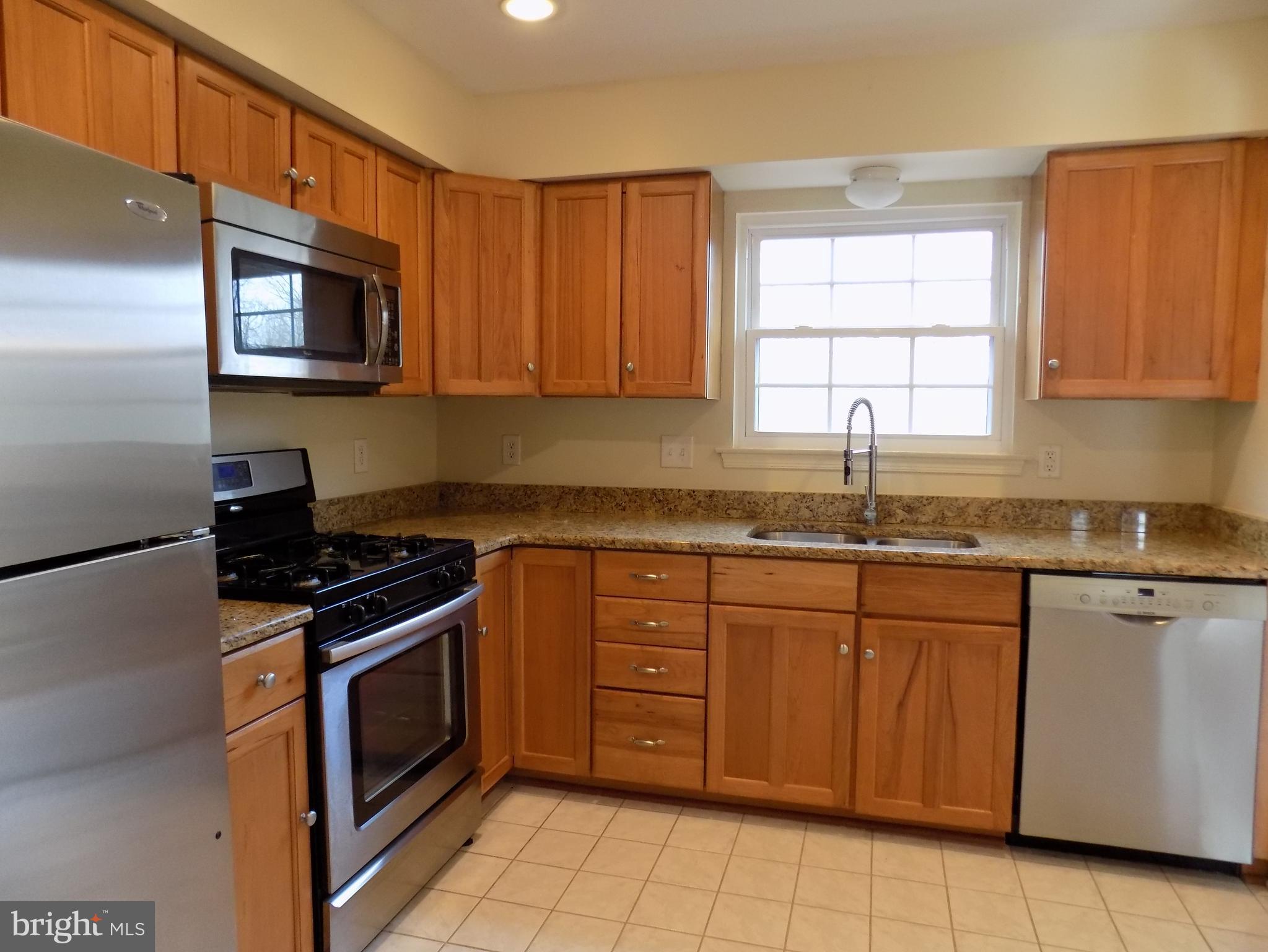 FRANKLIN FARM - Residential Lease