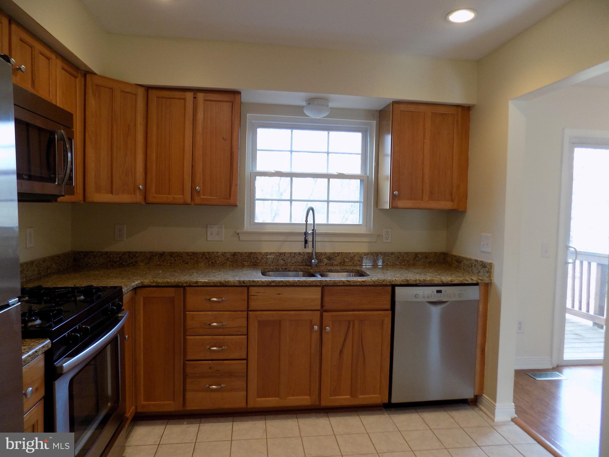 FRANKLIN FARM - Residential Lease