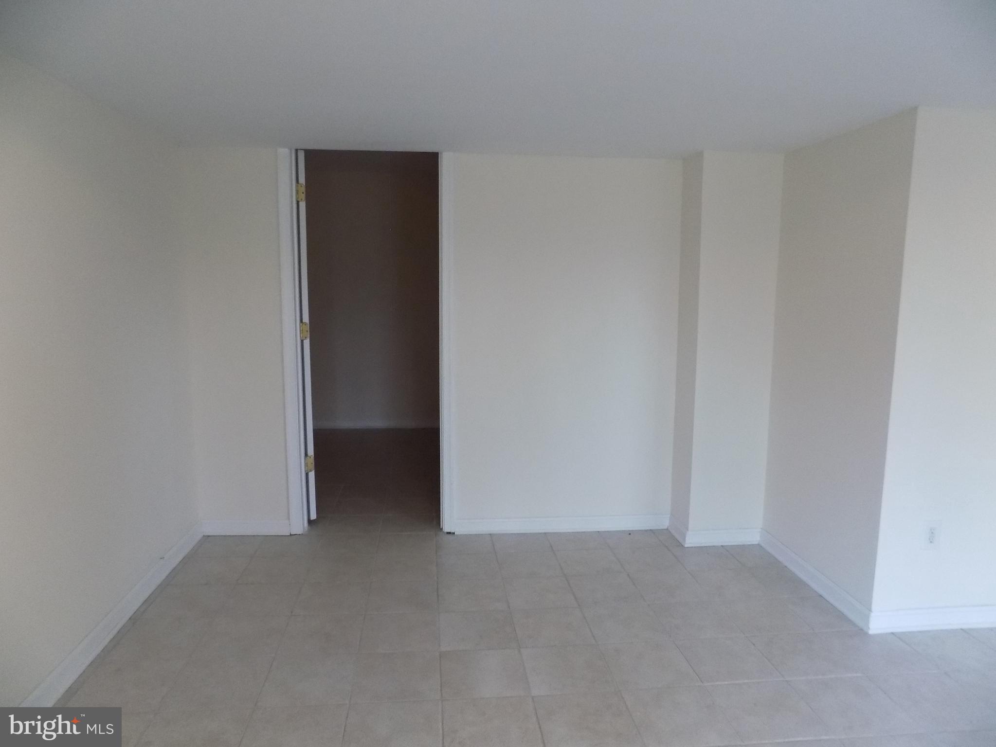 FRANKLIN FARM - Residential Lease